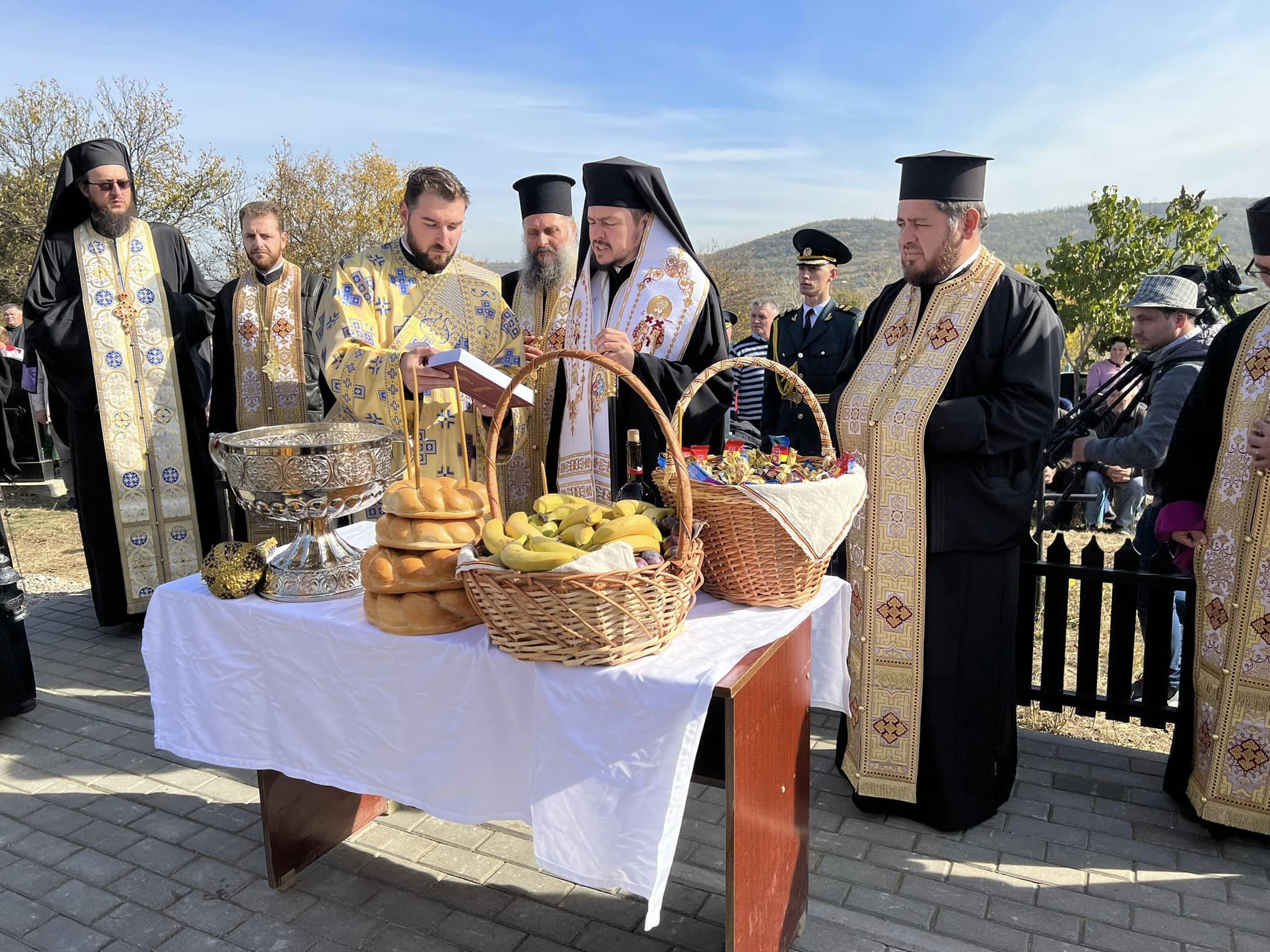 Parcela eroilor români din Tomai, sfinţită de către PS Veniamin