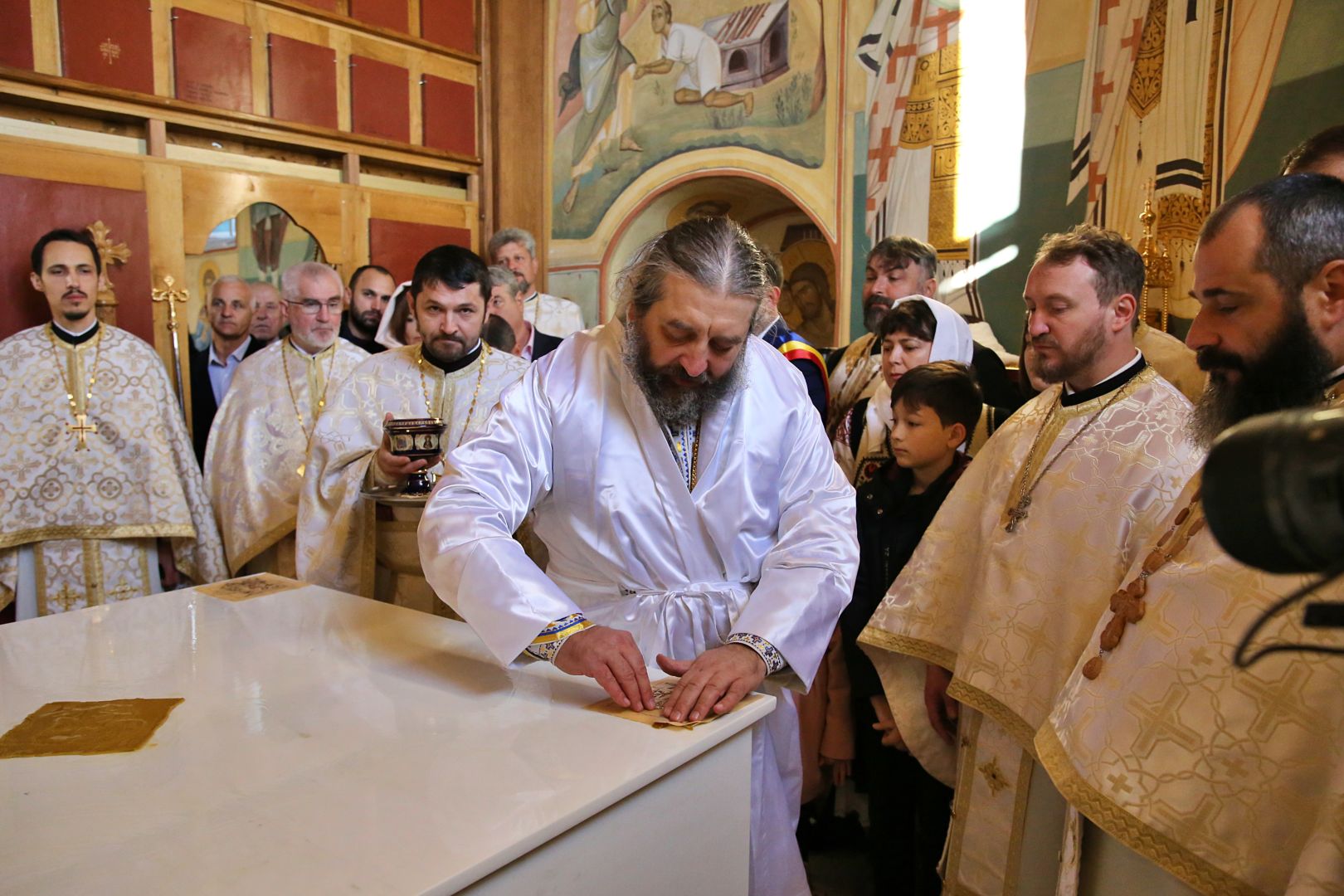 Biserica din Popricani a fost resfințită de PS Nichifor Botoșăneanul