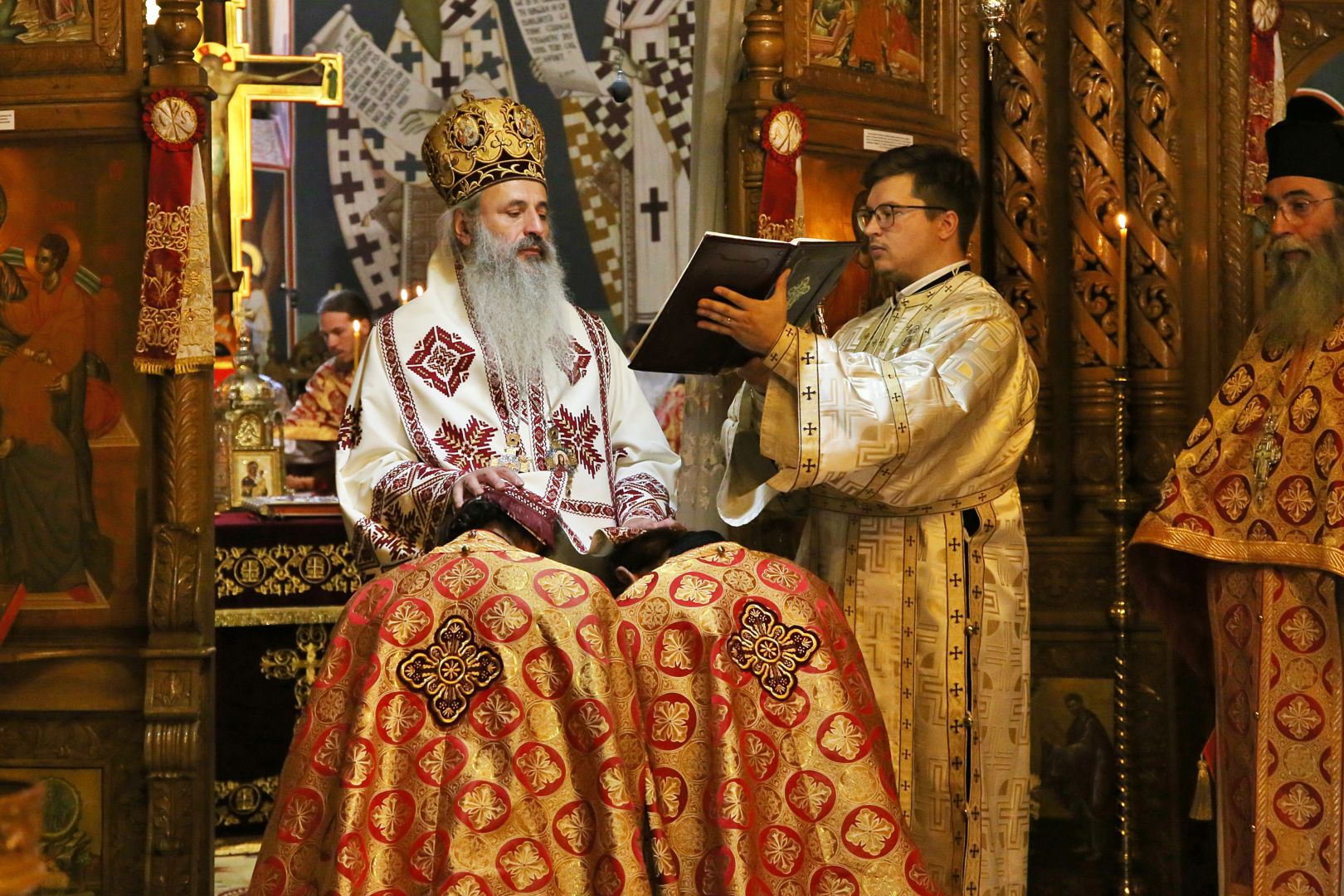 Sărbătoarea Sfântului Dimitrie, la Mănăstirea Pângărați