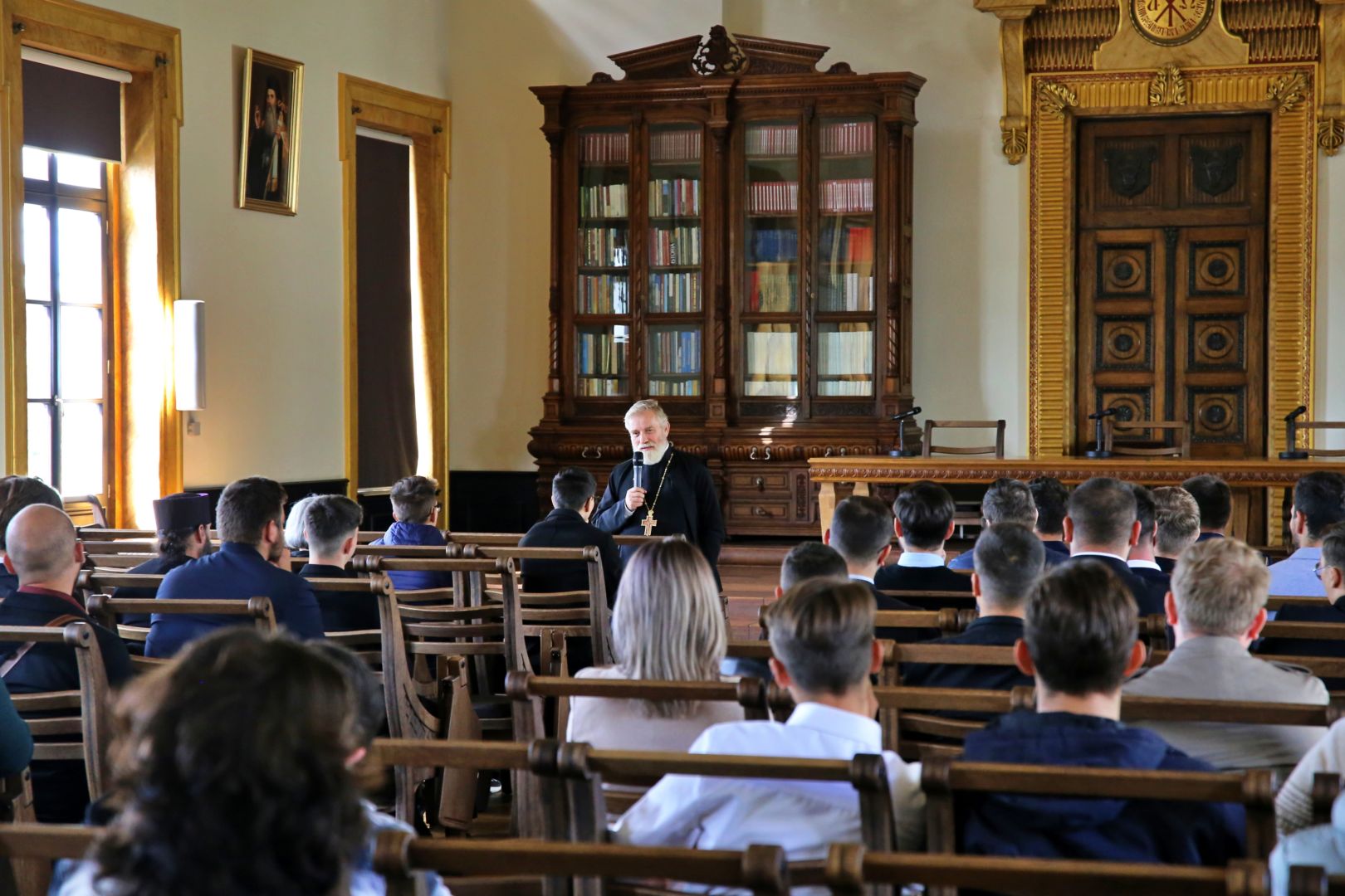 Un nou an universitar la Facultatea de Teologie din Iași