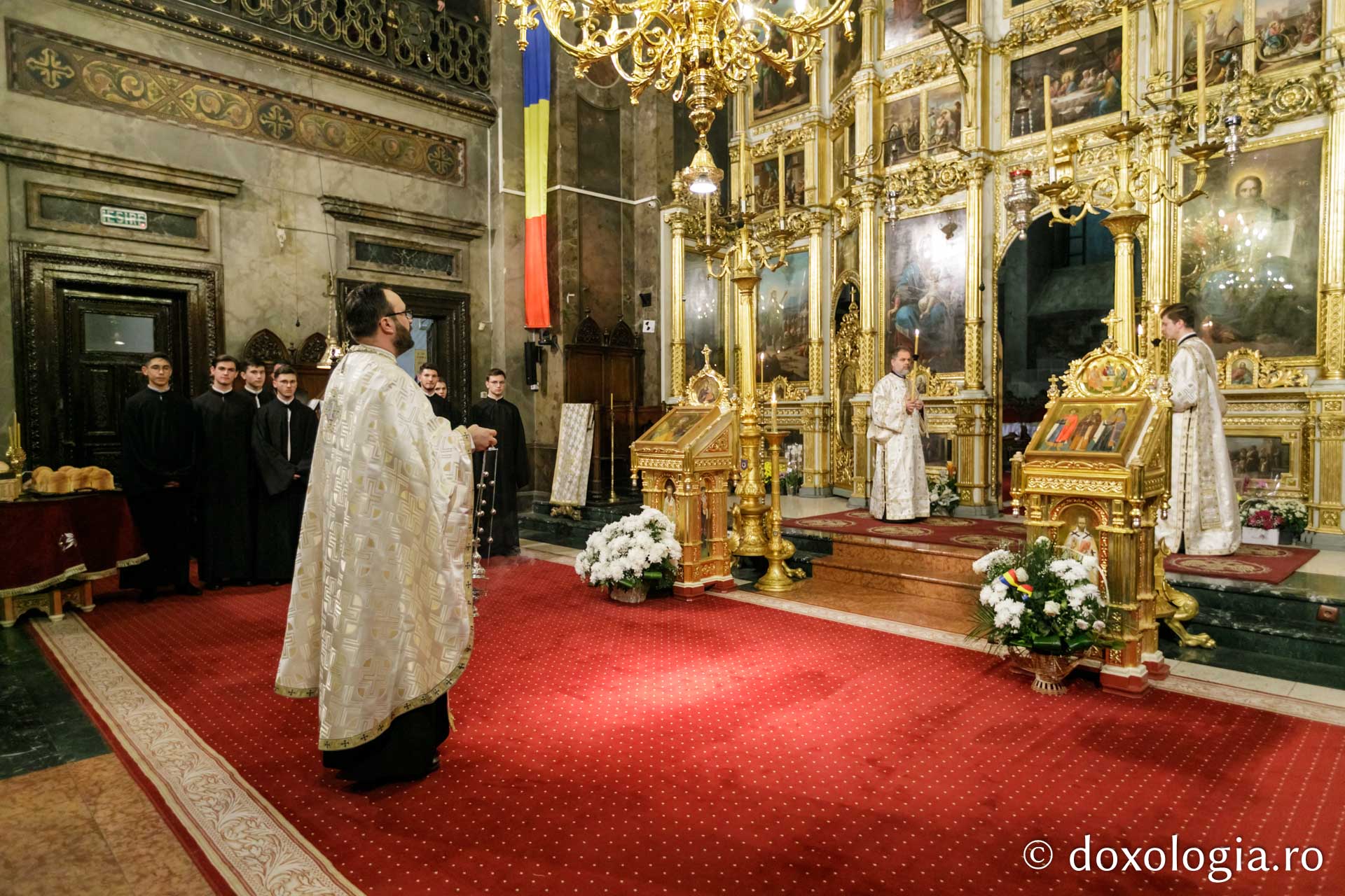 (Foto) Priveghere în cinstea Sfântului Paisie Velicicovschi la Catedrala Mitropolitană din Iași