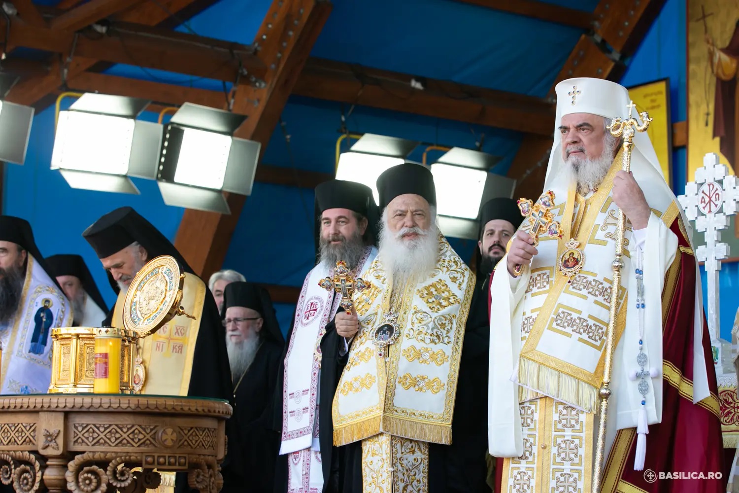 Moaștele Sfântului Grigorie Palama au ajuns pe Colina Bucuriei: Ne cheamă la împreună-lucrare cu Dumnezeu, spune Patriarhul Daniel