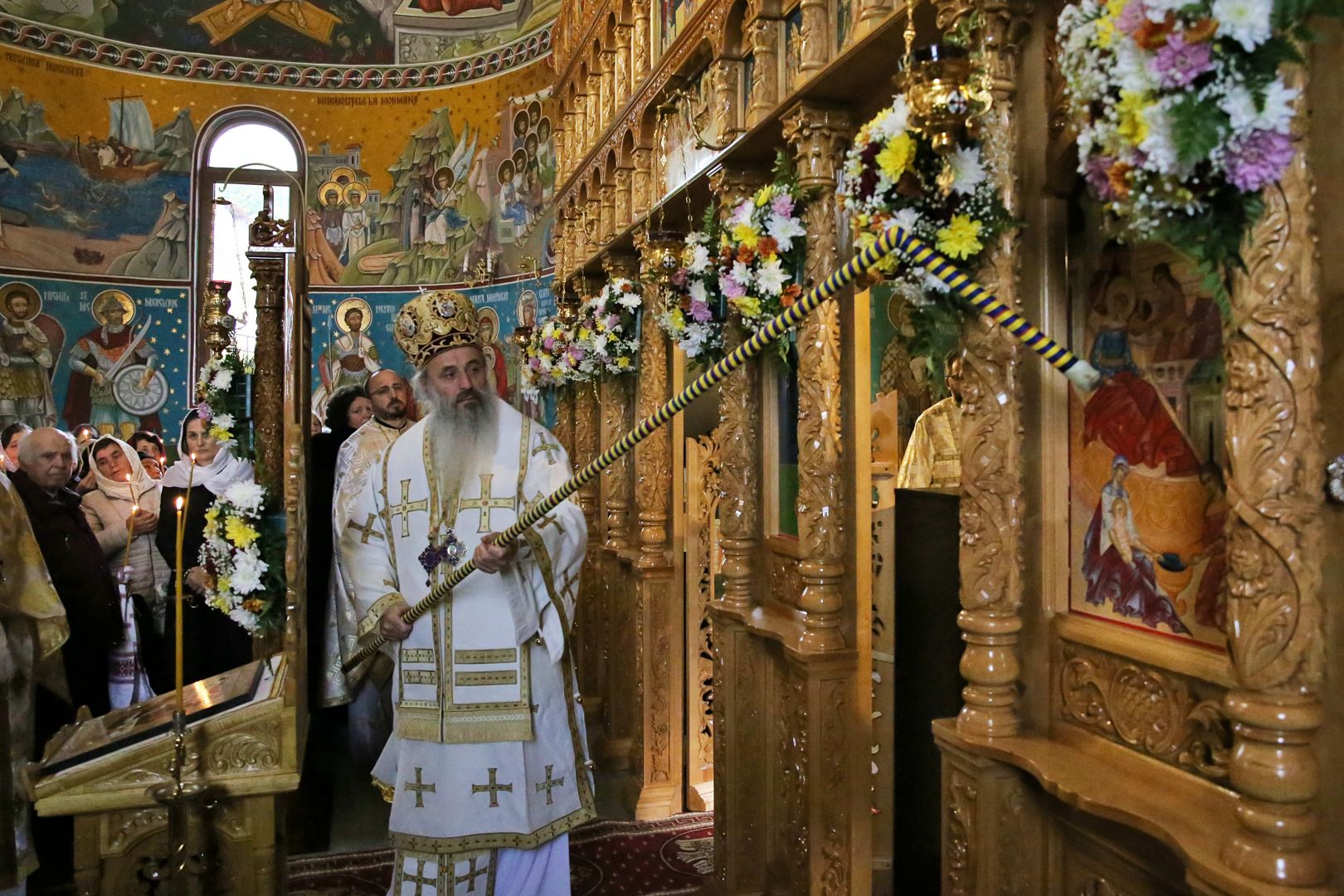 Biserica din Todirești a fost sfințită de Mitropolitul Moldovei și Bucovinei