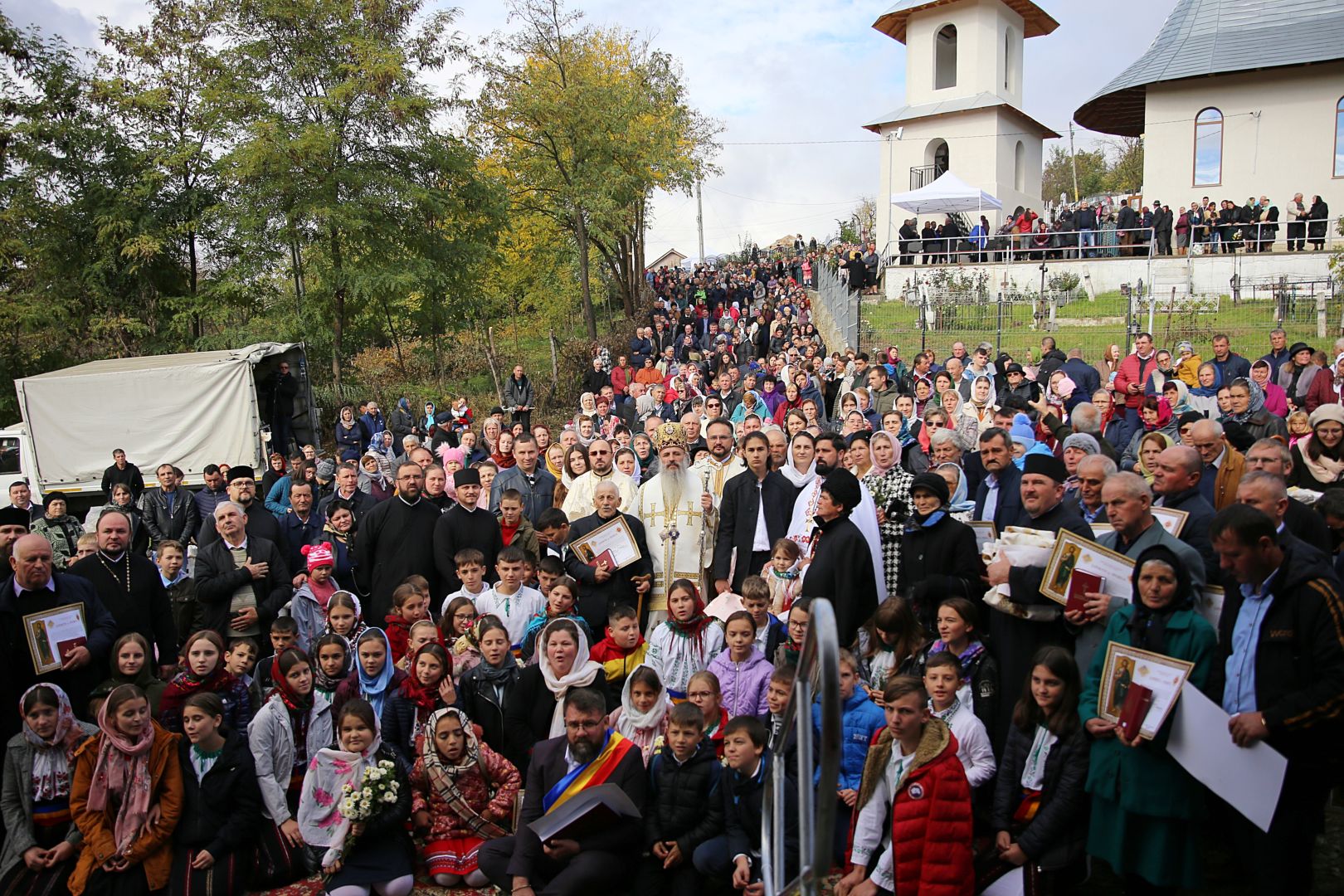 Biserica din Todirești a fost sfințită de Mitropolitul Moldovei și Bucovinei