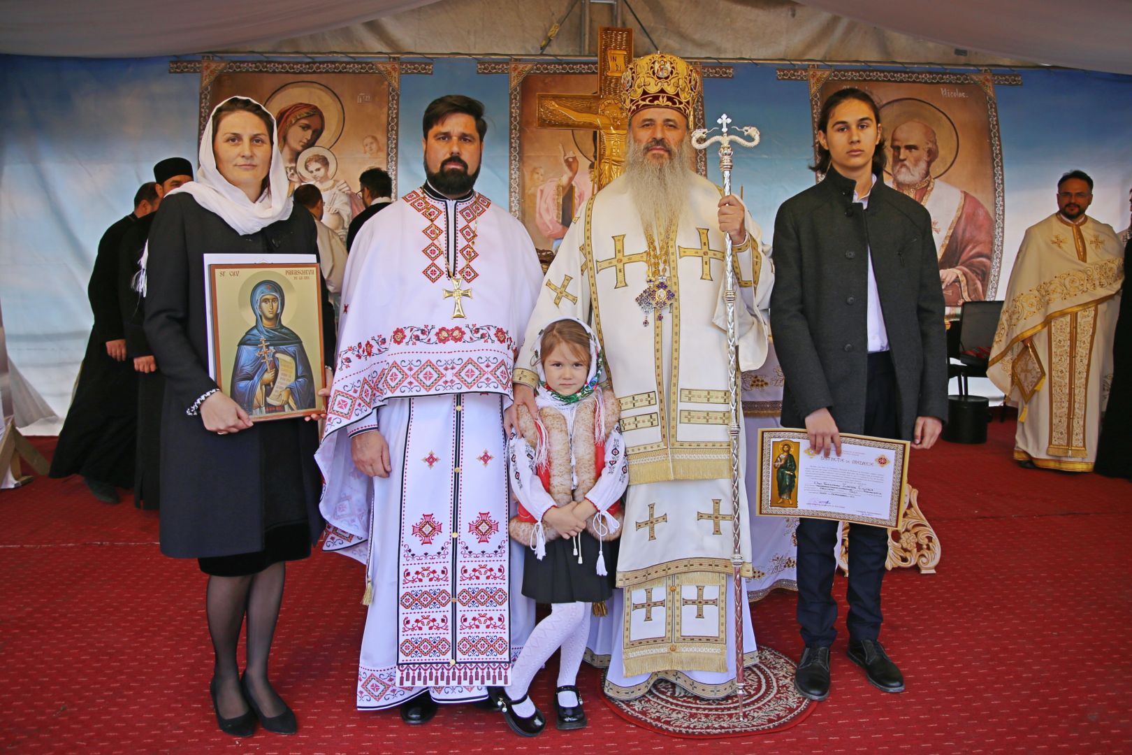 Biserica din Todirești a fost sfințită de Mitropolitul Moldovei și Bucovinei