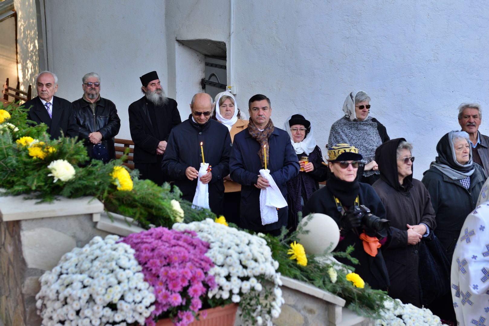 Moment istoric pentru Mănăstirea „Piatra Sfântă”: biserica așezământului monahal, târnosită de trei ierarhi