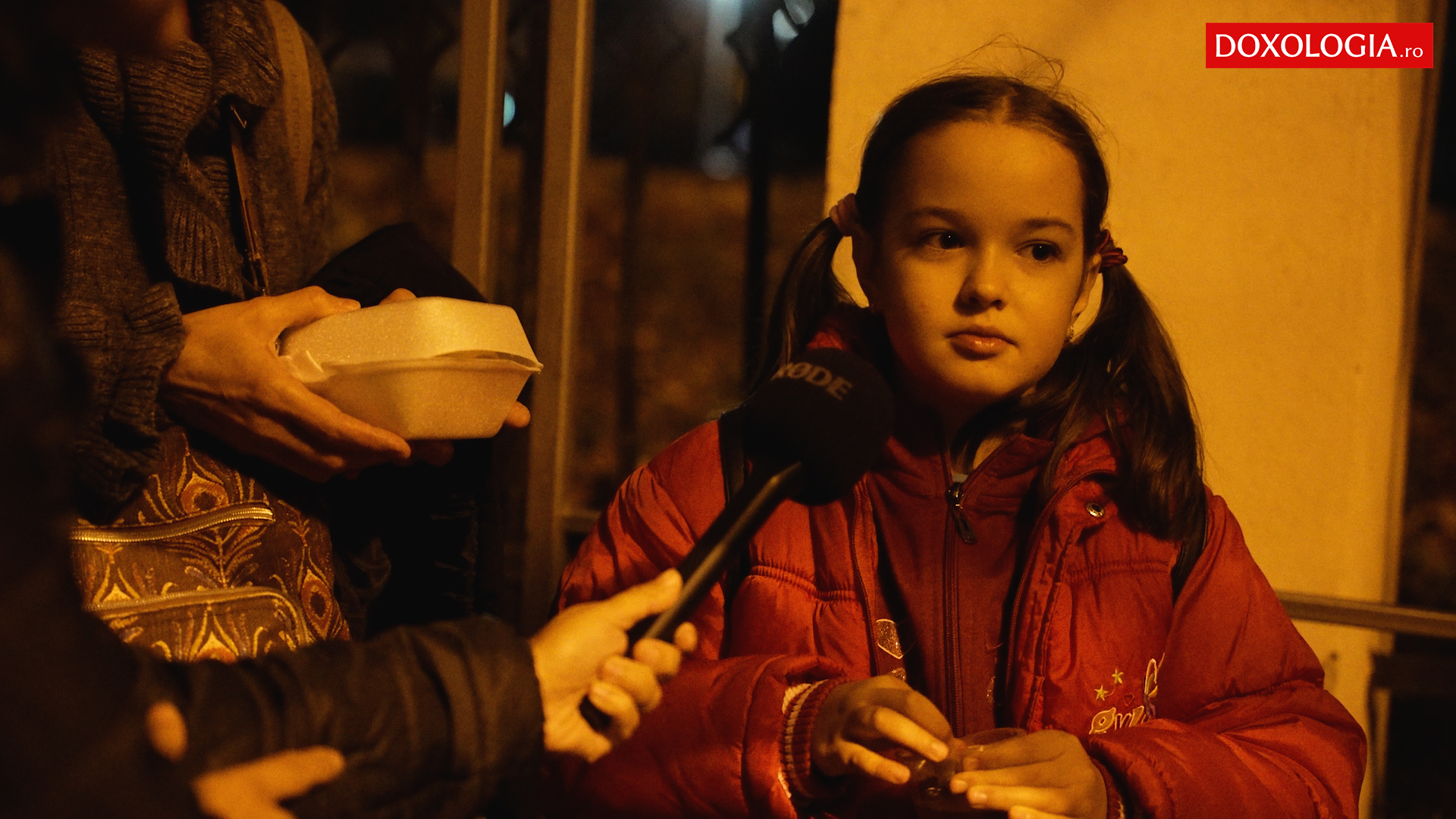 (Video) „Am simțit binele în familia noastră” – cu mic, cu mare, la Hramul Sfintei Parascheva