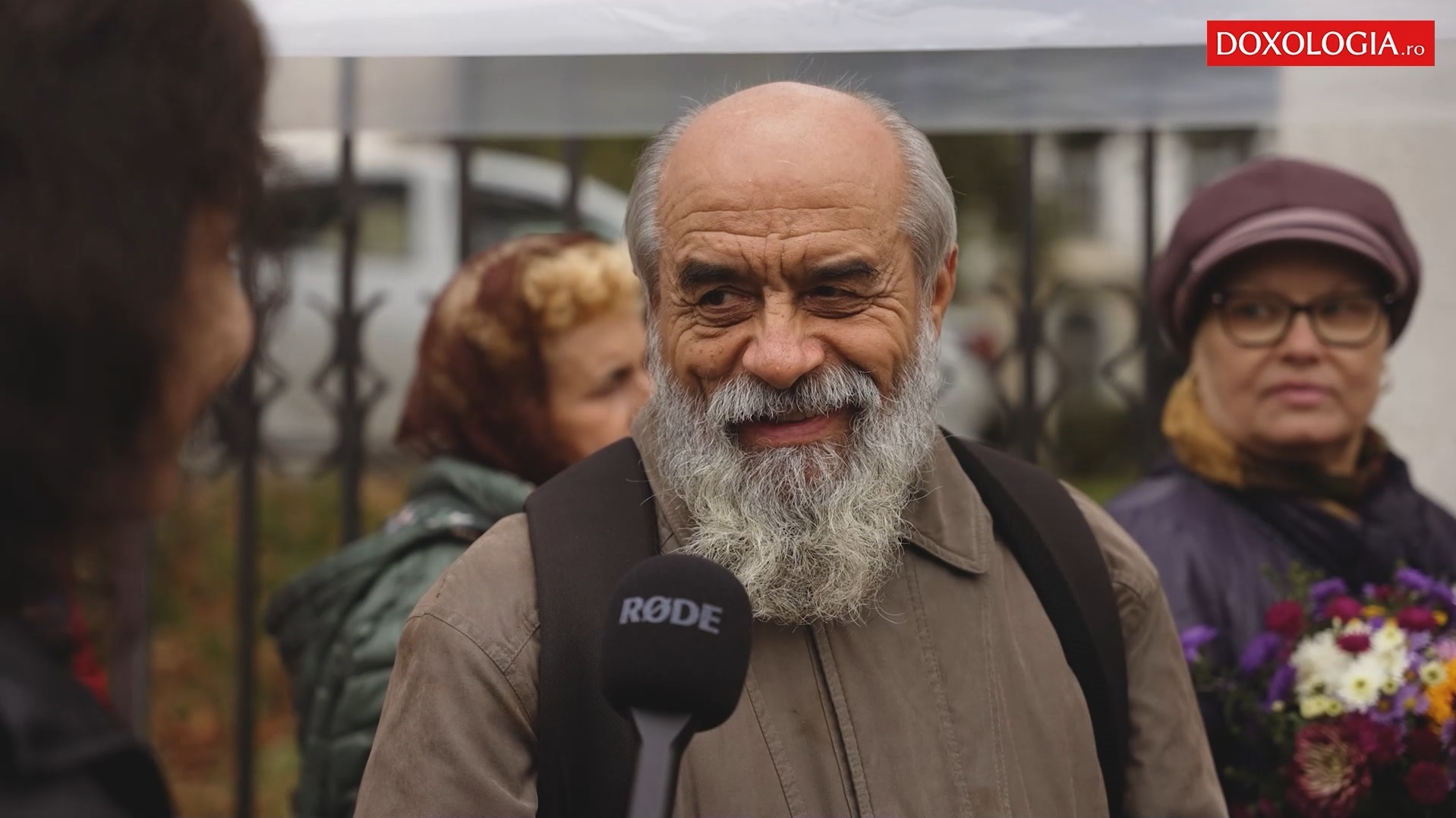 (Video) Moaștele, izvor de sfințenie – o lecție de teologie printre pelerinii Sfintei Parascheva