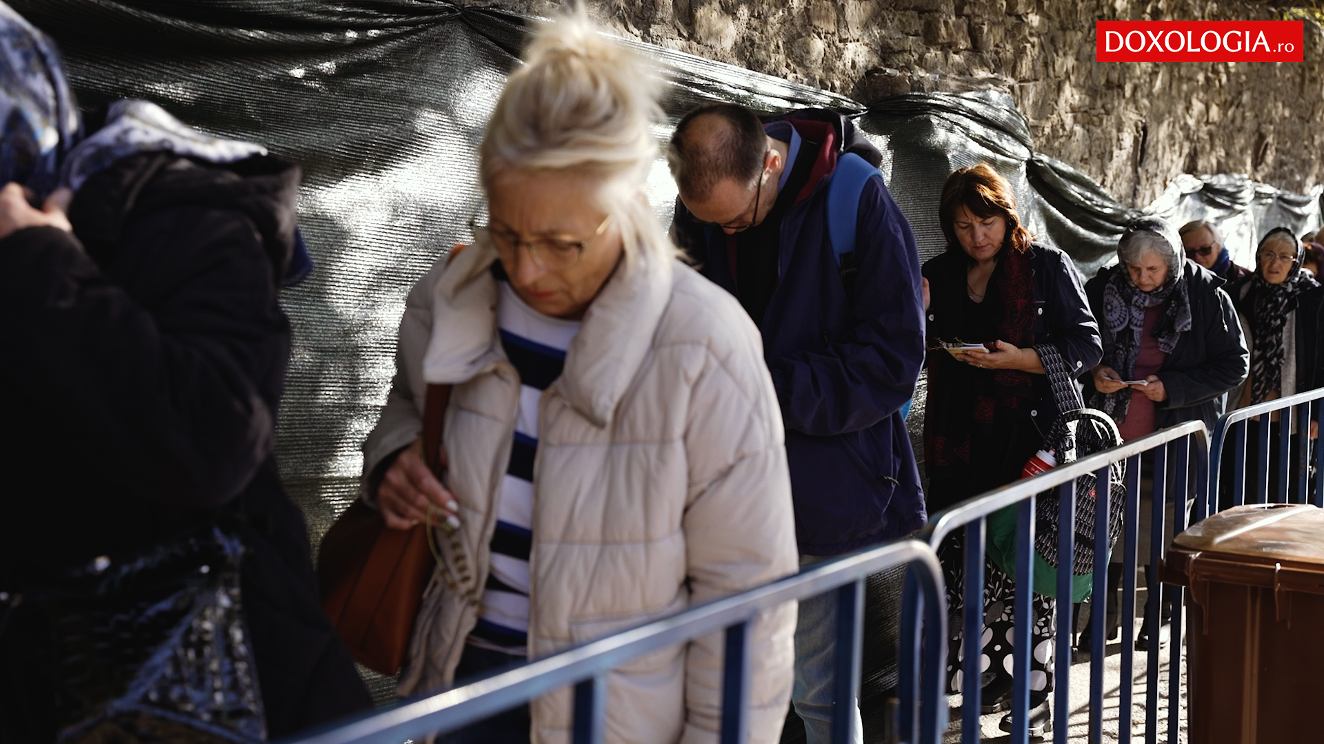 (Video) Sfânta Parascheva are un loc important în familiile și în sufletele pelerinilor