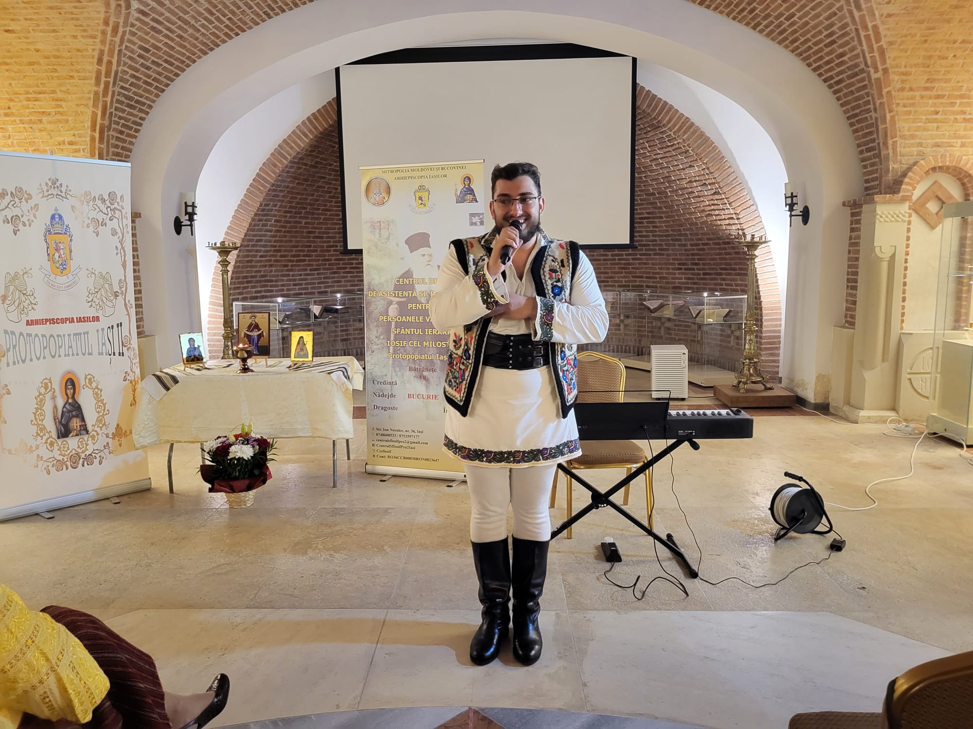 Ziua Internațională a Persoanelor Vârstnice – în nuanțe de toamnă, sub Acoperământul Maicii Domnului