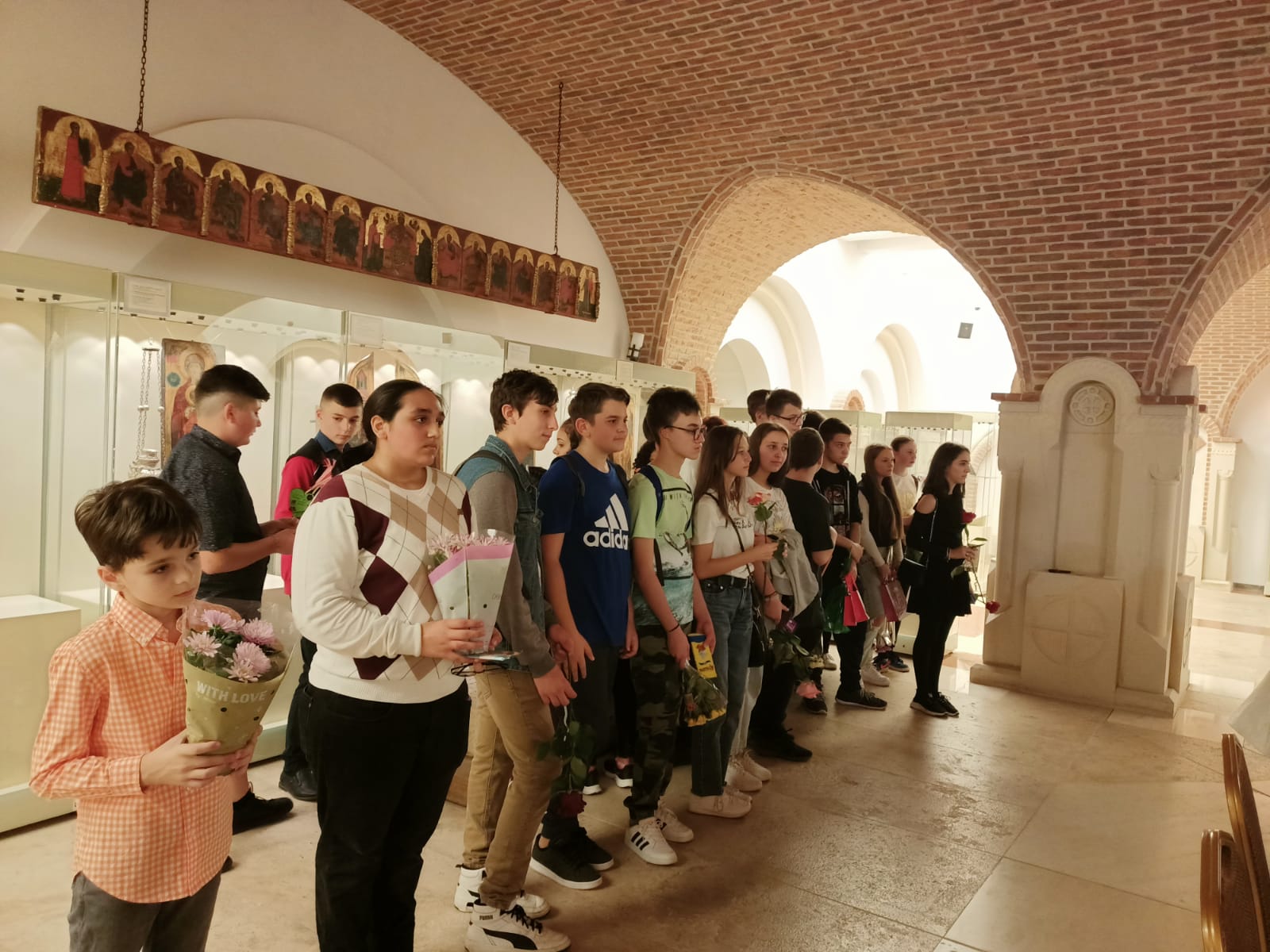 Ziua Internațională a Persoanelor Vârstnice – în nuanțe de toamnă, sub Acoperământul Maicii Domnului