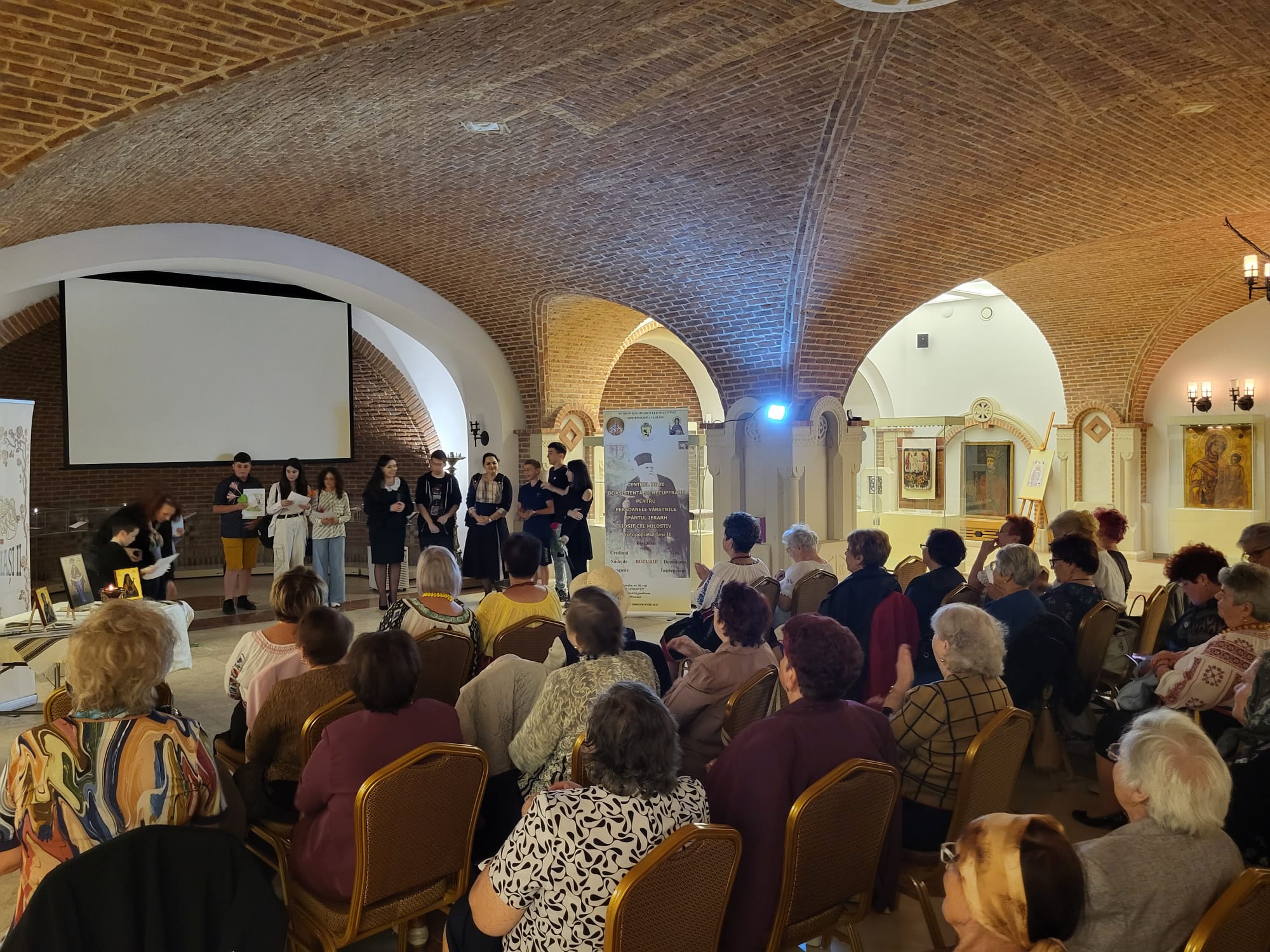 Ziua Internațională a Persoanelor Vârstnice – în nuanțe de toamnă, sub Acoperământul Maicii Domnului