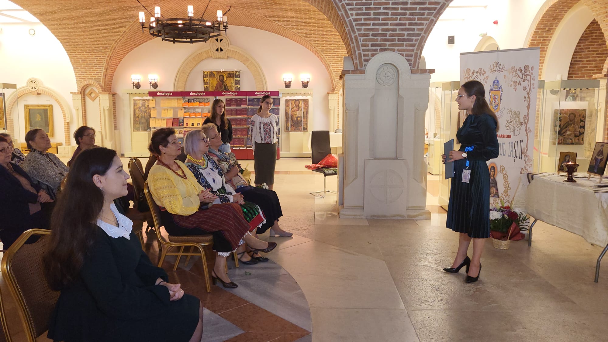 Ziua Internațională a Persoanelor Vârstnice – în nuanțe de toamnă, sub Acoperământul Maicii Domnului