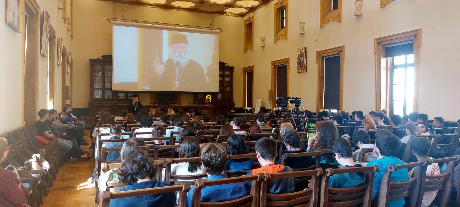 A XV-a ediție a Concursului regional interdisciplinar „Religia în dimensiune virtuală” a avut loc la Iași