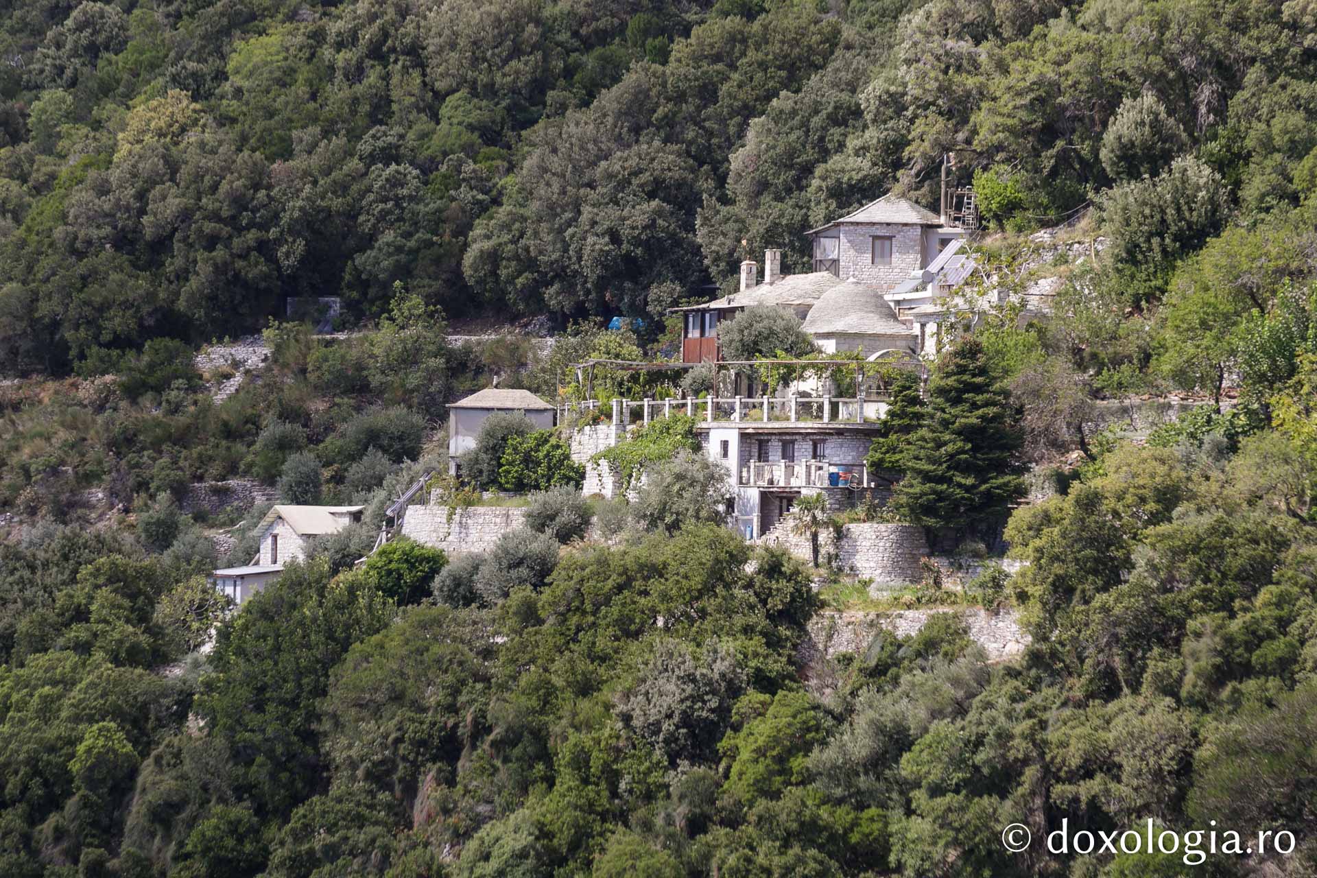 Chilia „Sfântul Gheorghe” – Kavsokalivia / Foto: pr. Silviu Cluci Chilia „Sfântul Gheorghe” – Kavsokalivia