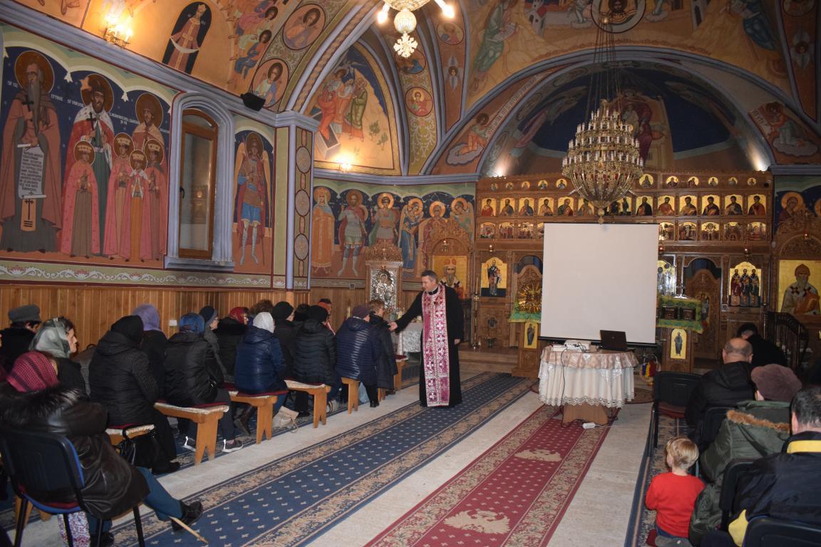 Cateheză tematică în Parohia „Sfinţii Trei Ierarhi” din Bacău