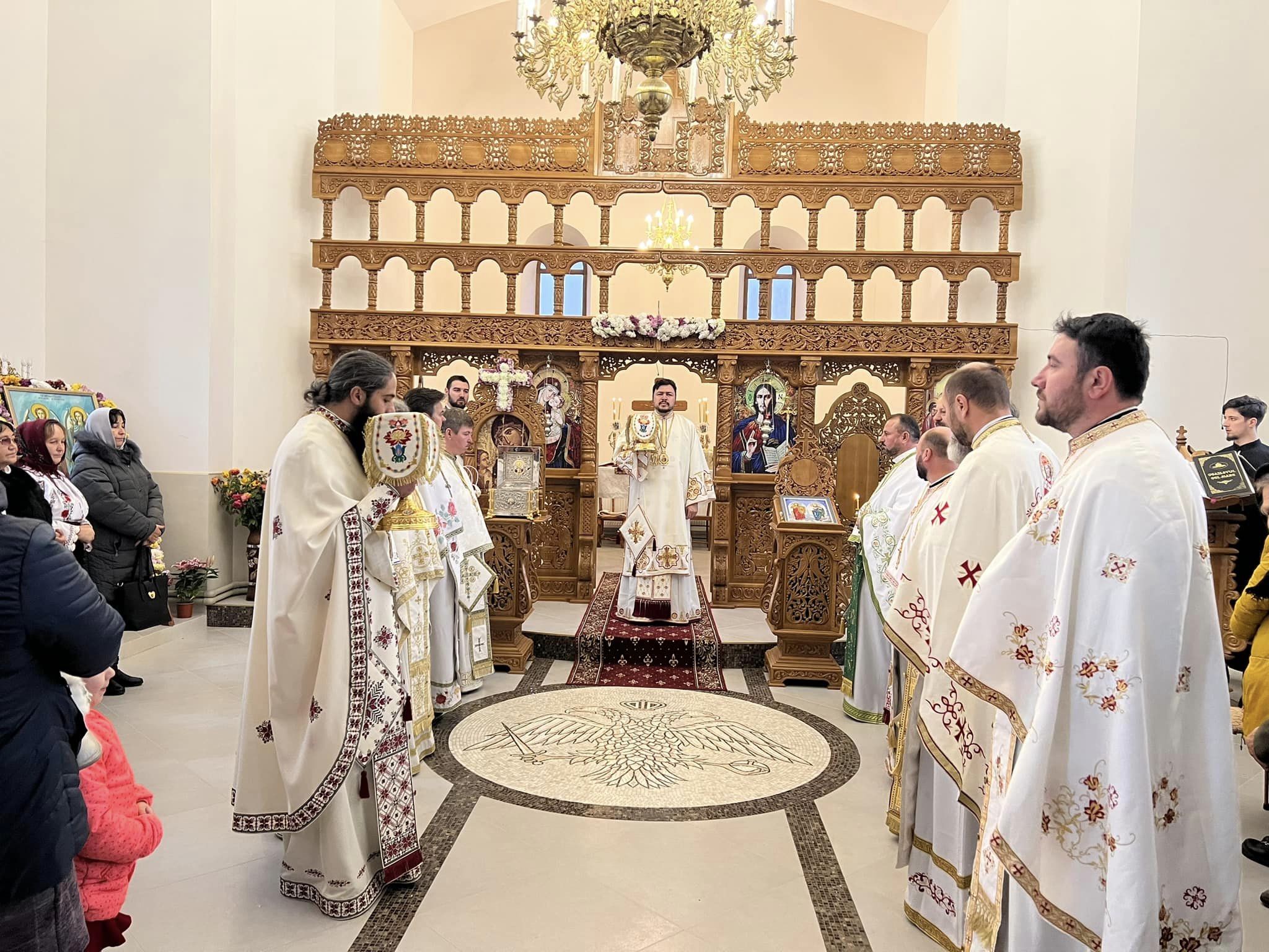 Slujbă arhierească în Parohia Manta, Protopopiatul Cahul