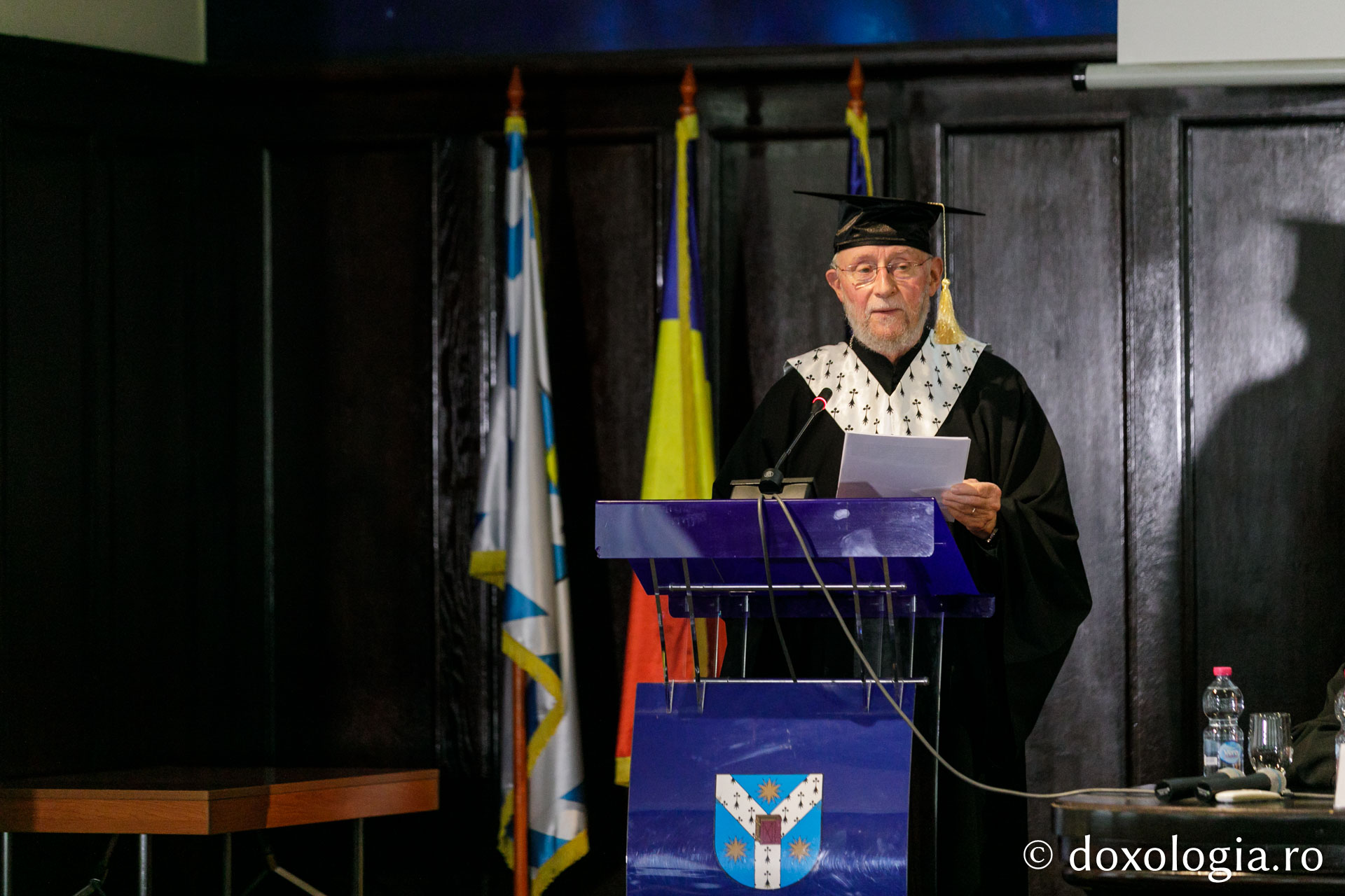Iași: Părintele Marc-Antoine Costa de Beauregard a primit titlul de Doctor Honoris Causa din partea Universității „Alexandru Ioan Cuza”