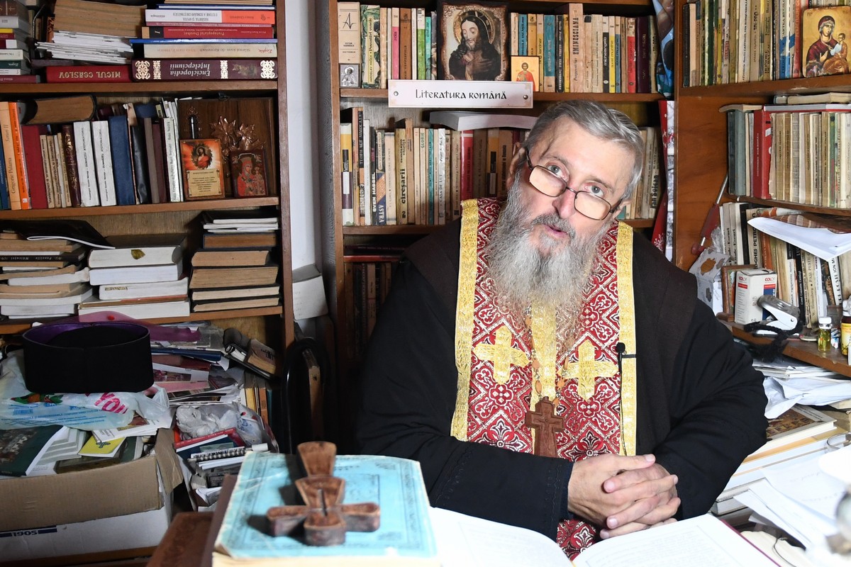 Biserica Parohiei Andrieşeni, judeţul Iaşi, rezidită după 200 de ani