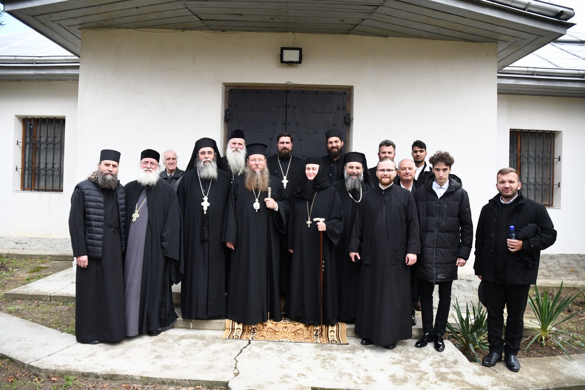 Liturghie arhierească la hramul Mănăstirii Războieni, judeţul Neamţ