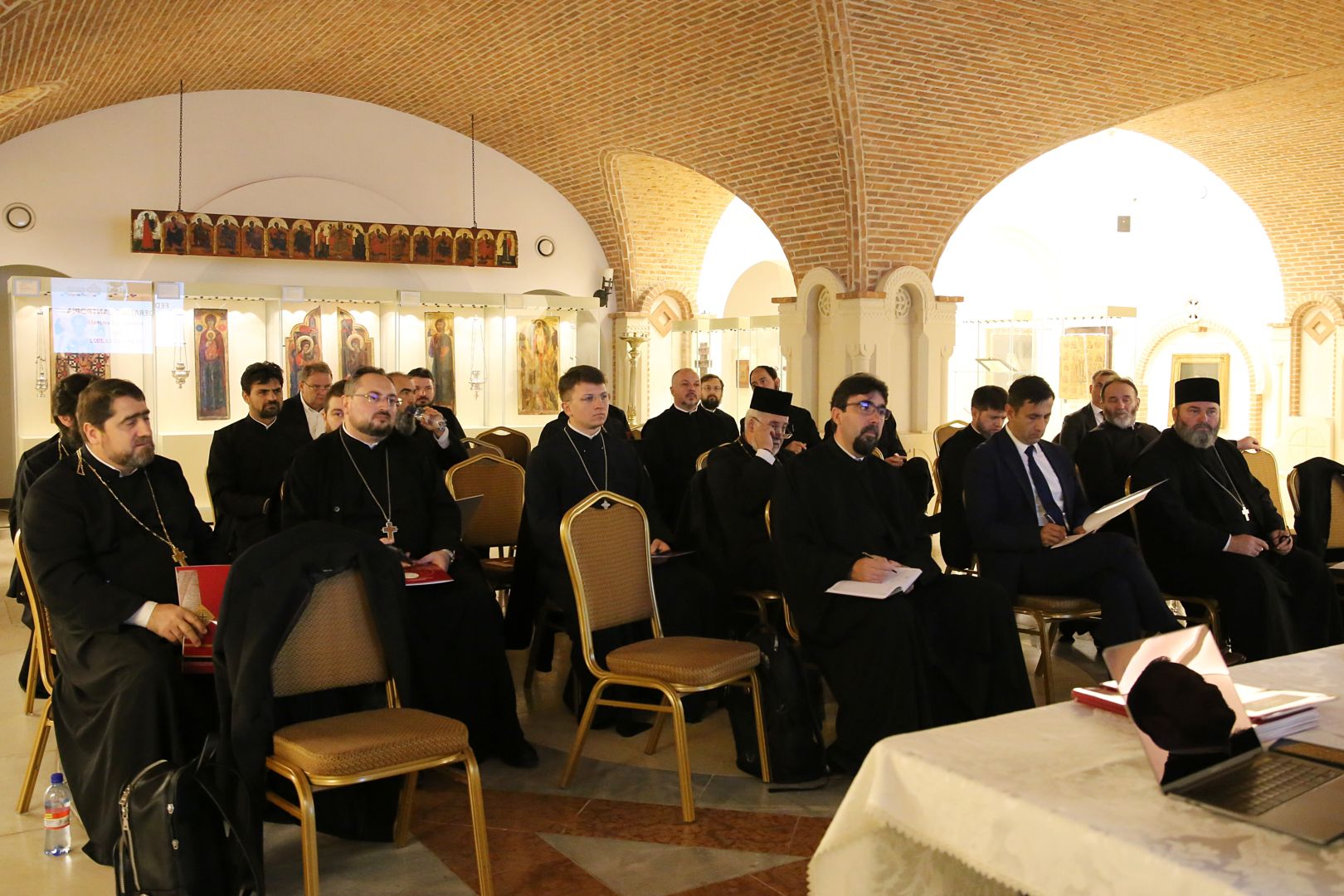 Adunarea Generală a Federației Filantropia, în ședință de lucru la Iași