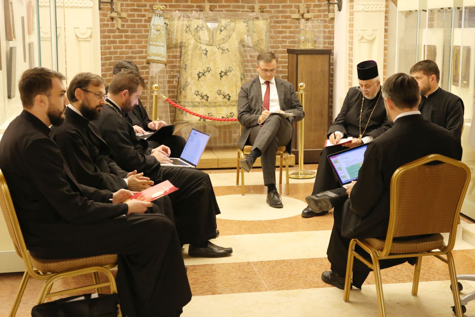 Adunarea Generală a Federației Filantropia, în ședință de lucru la Iași