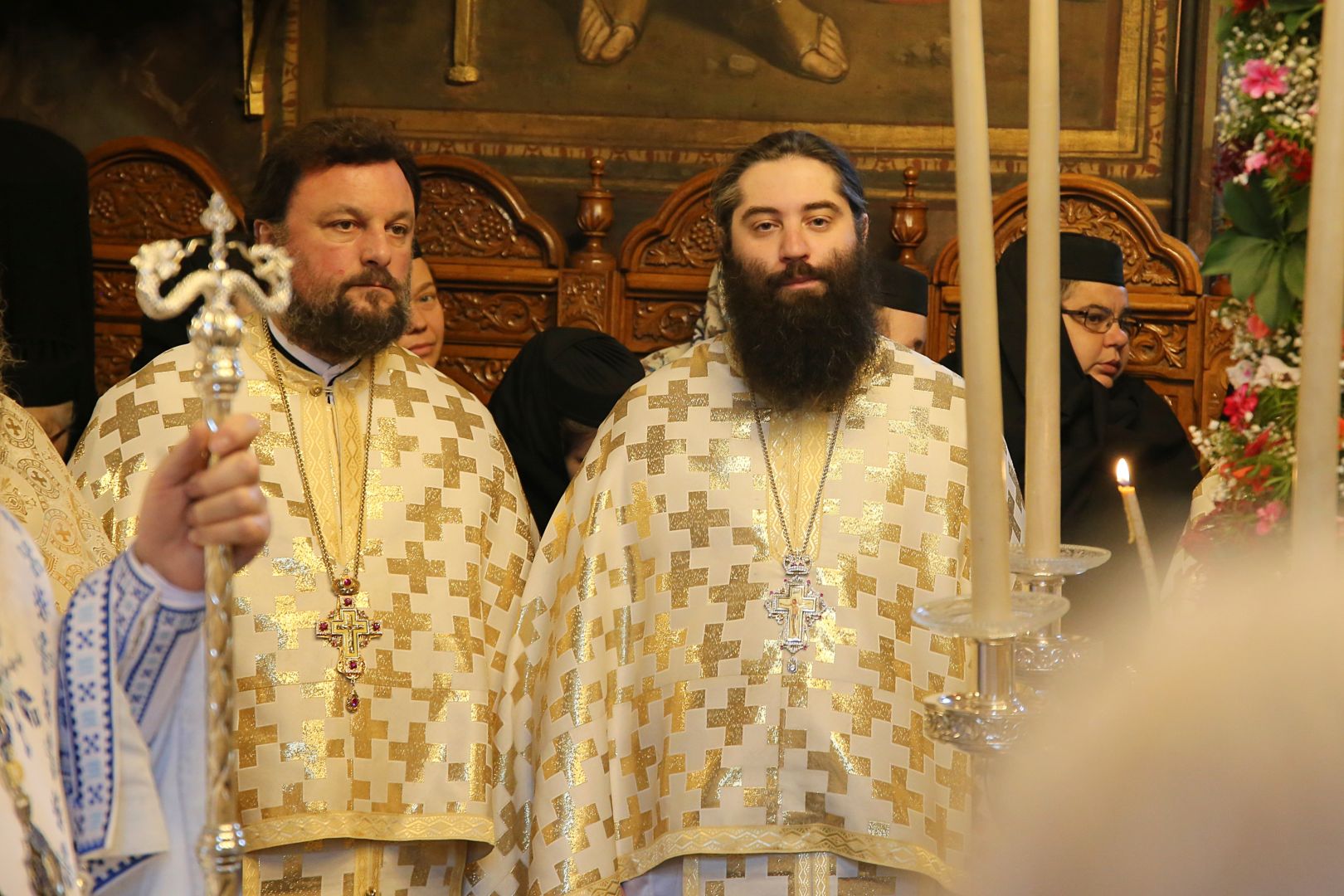 IPS Teofan, la hramul Mănăstirii Agapia: „Să tindem spre a ne îmbrăca în haină de înger”