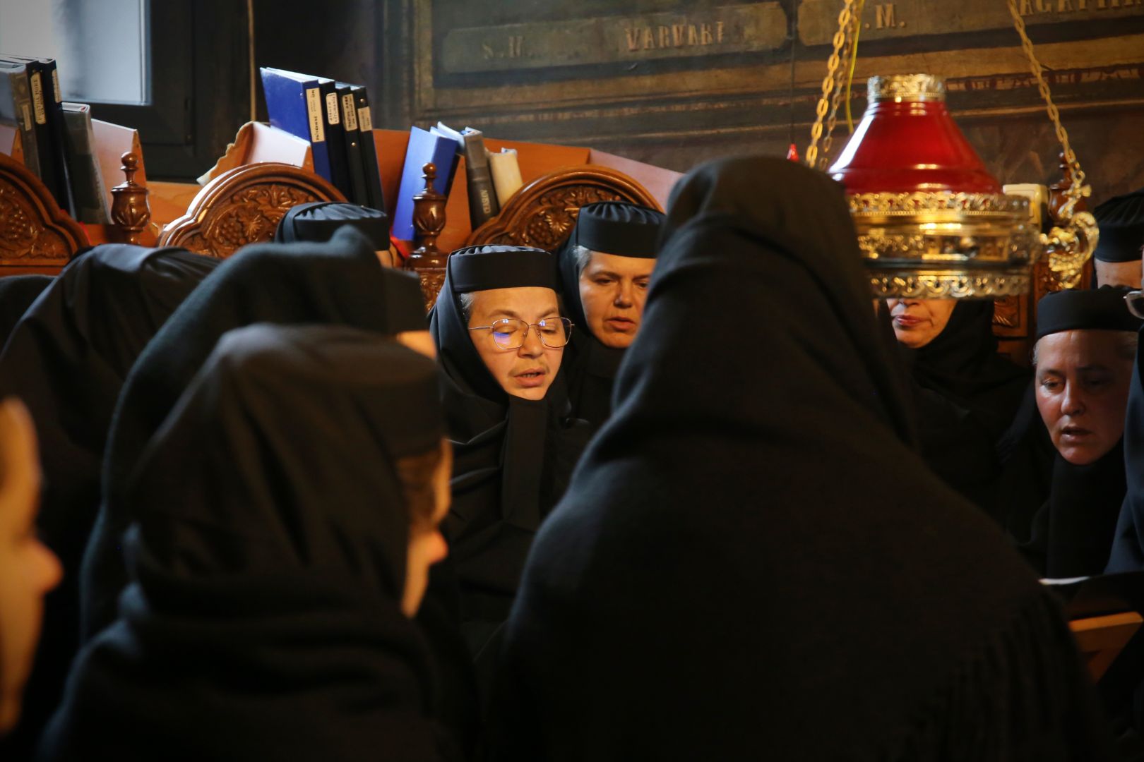 IPS Teofan, la hramul Mănăstirii Agapia: „Să tindem spre a ne îmbrăca în haină de înger”