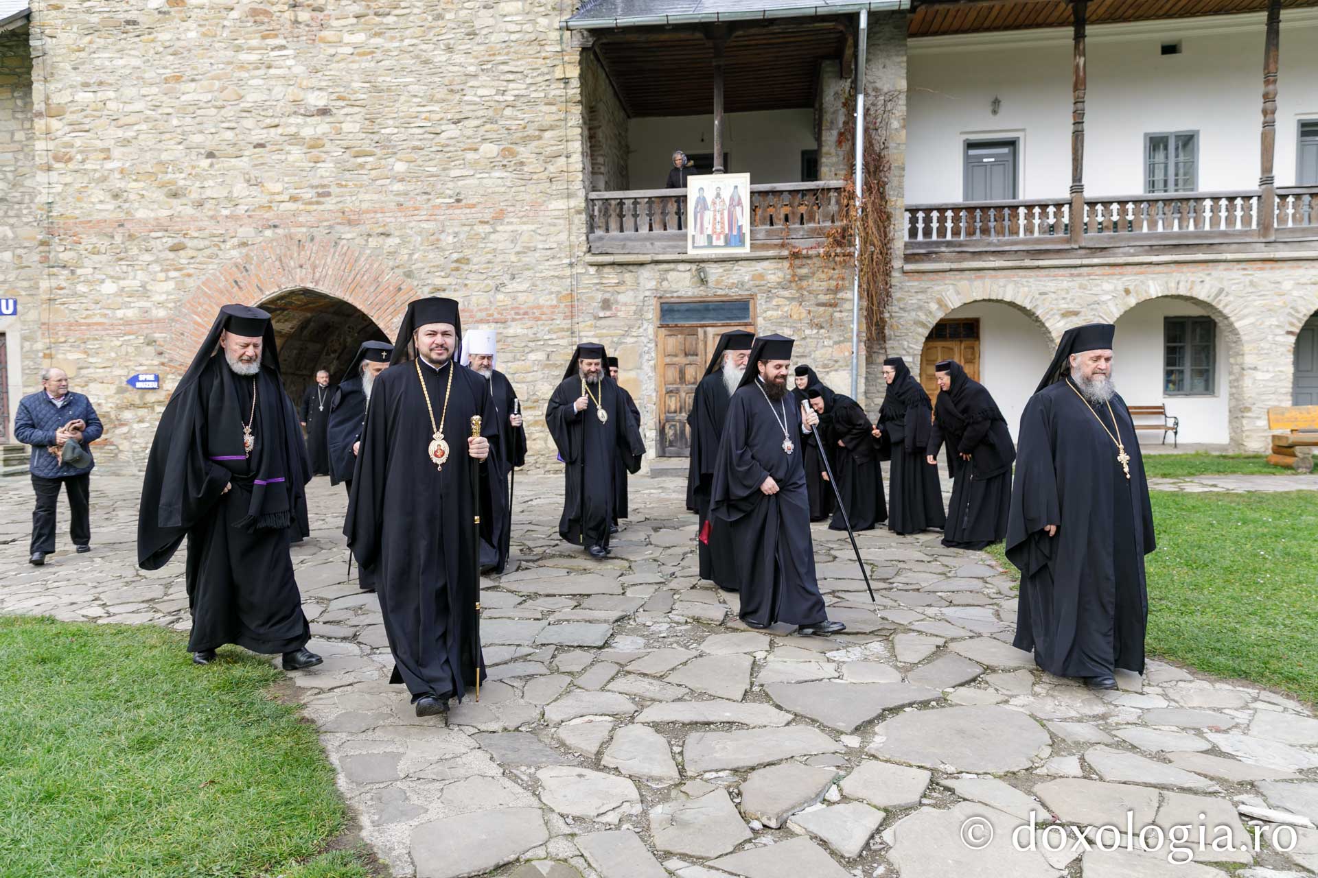 Sărbătoarea Sfântului Paisie Velicicovschi la Mănăstirea Neamț, la 300 de ani de la nașterea marelui isihast