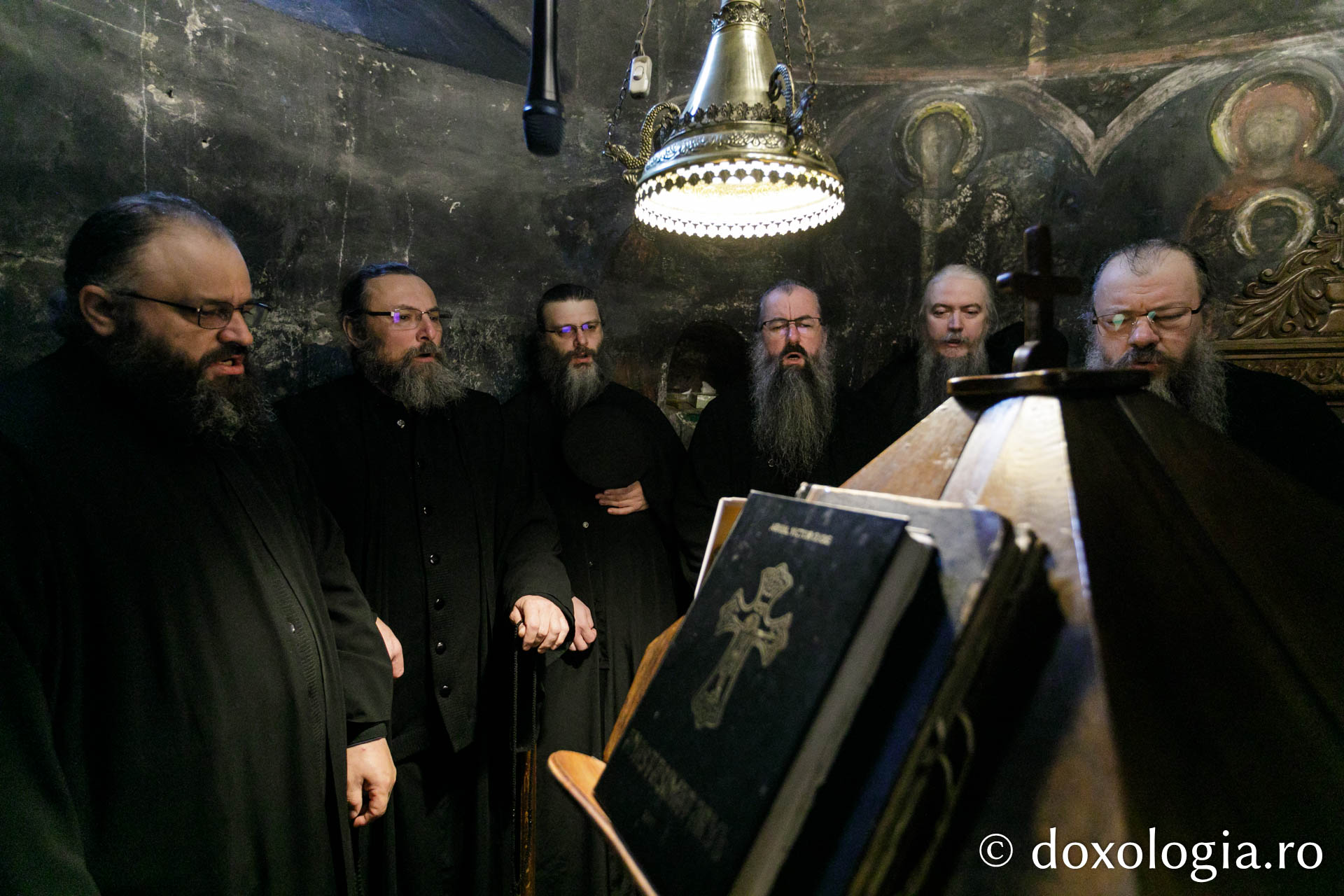 Sărbătoarea Sfântului Paisie Velicicovschi la Mănăstirea Neamț, la 300 de ani de la nașterea marelui isihast