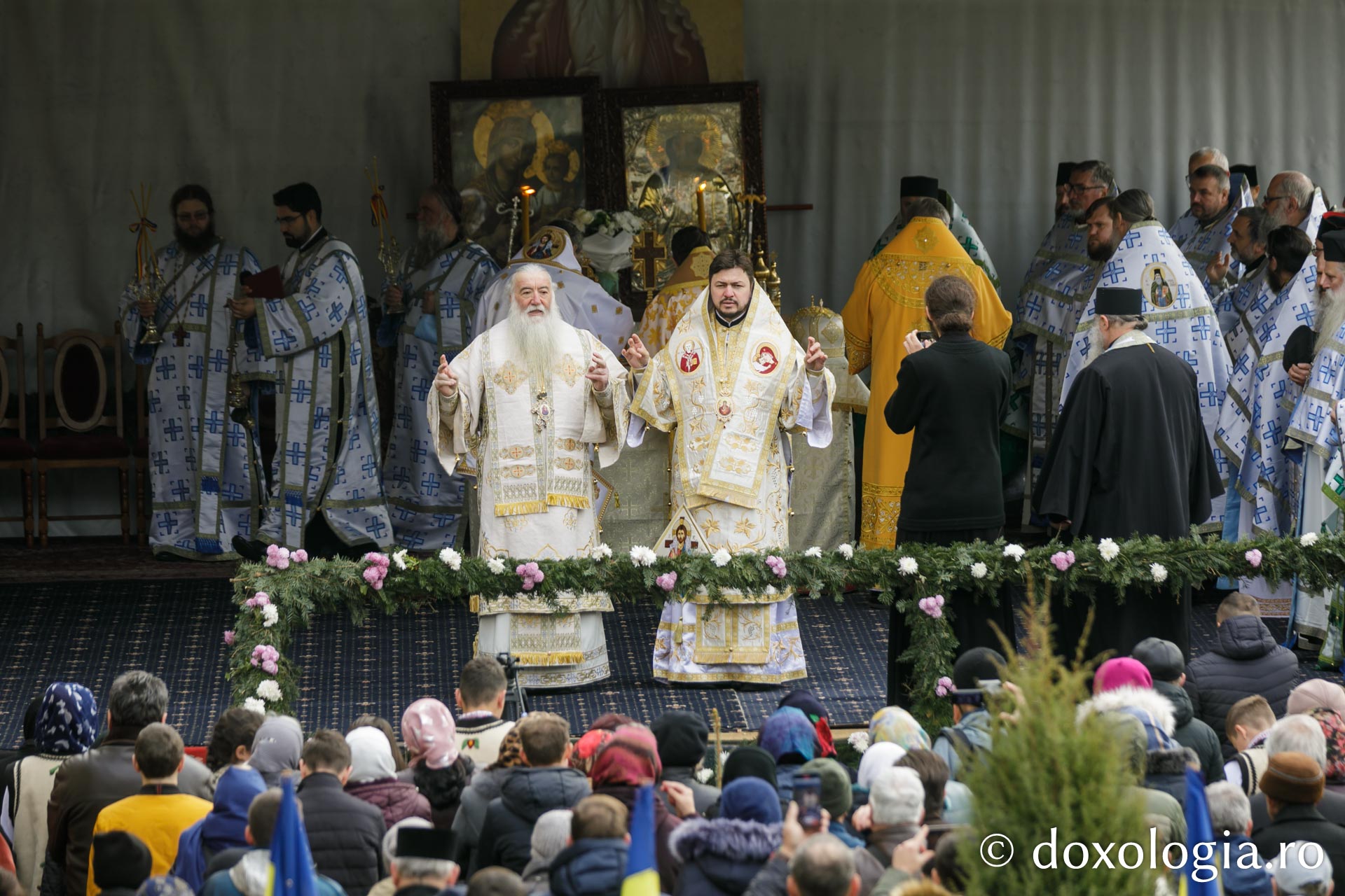 Sărbătoarea Sfântului Paisie Velicicovschi la Mănăstirea Neamț, la 300 de ani de la nașterea marelui isihast