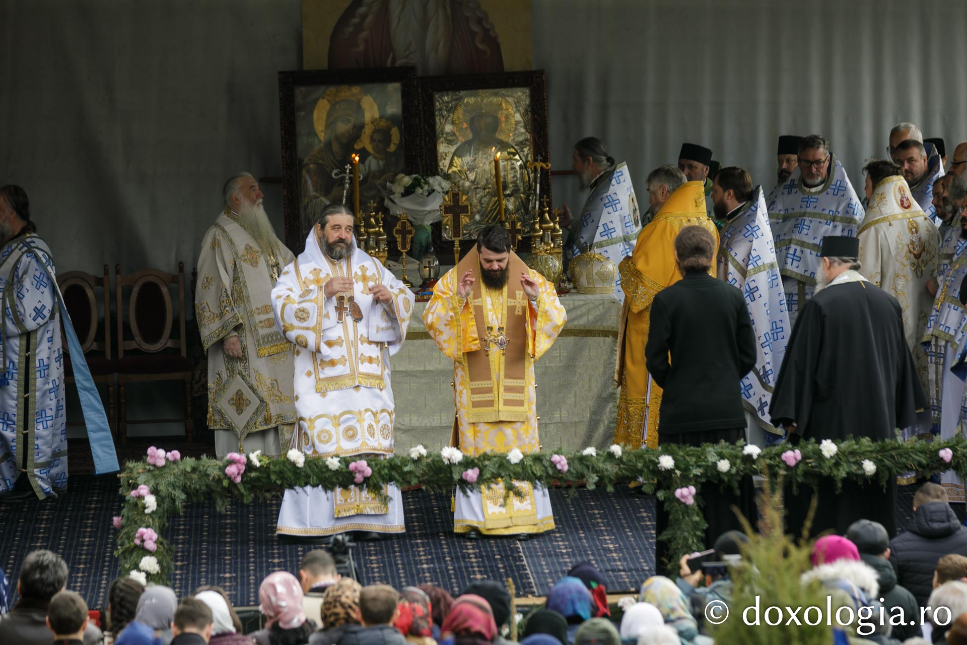 Sărbătoarea Sfântului Paisie Velicicovschi la Mănăstirea Neamț, la 300 de ani de la nașterea marelui isihast