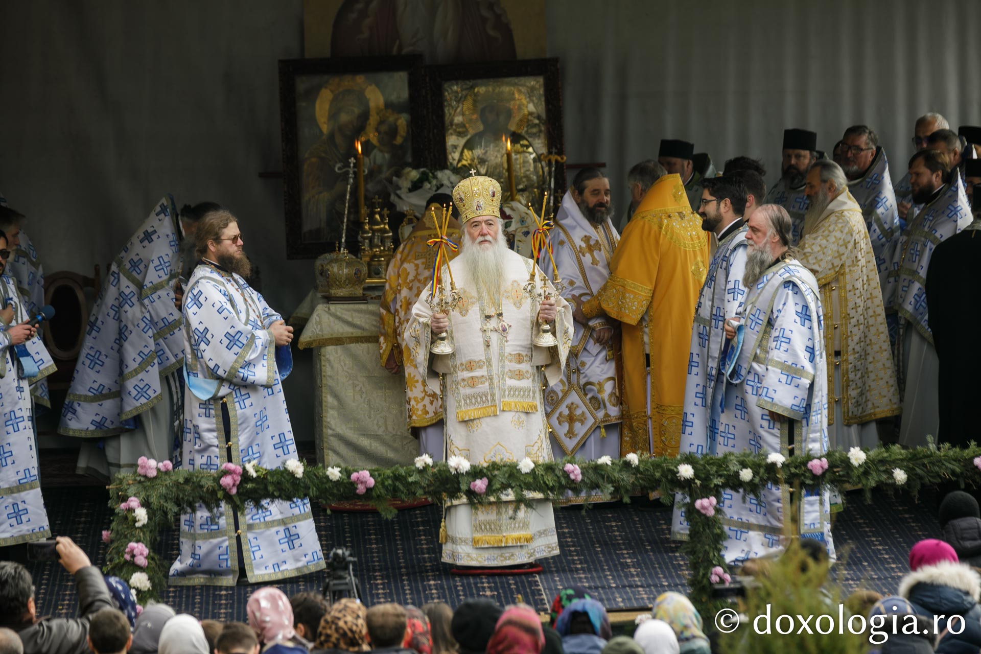 Sărbătoarea Sfântului Paisie Velicicovschi la Mănăstirea Neamț, la 300 de ani de la nașterea marelui isihast
