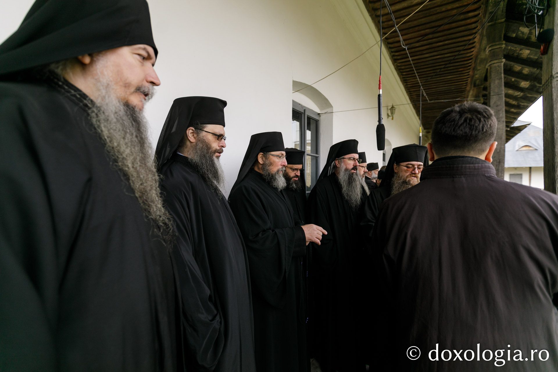 Sărbătoarea Sfântului Paisie Velicicovschi la Mănăstirea Neamț, la 300 de ani de la nașterea marelui isihast