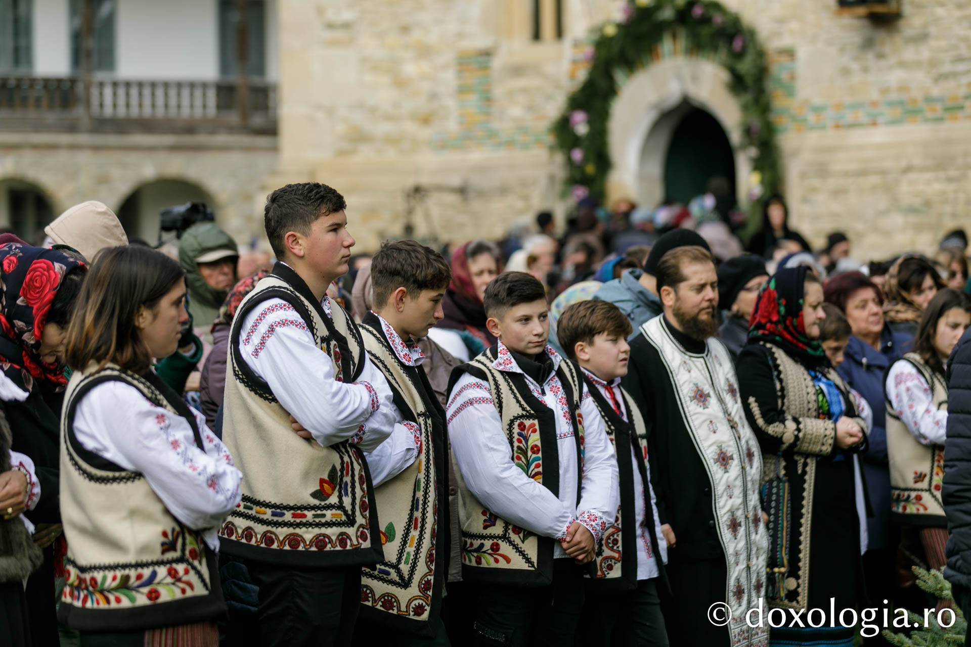 Sărbătoarea Sfântului Paisie Velicicovschi la Mănăstirea Neamț, la 300 de ani de la nașterea marelui isihast