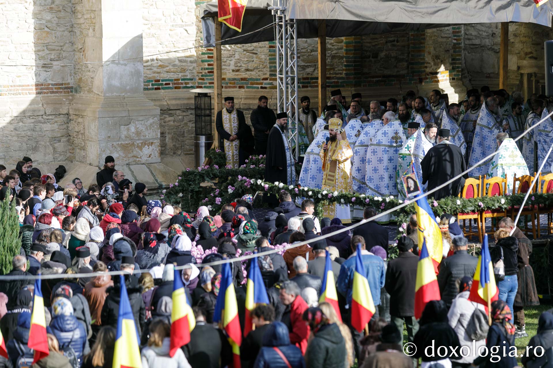 Sărbătoarea Sfântului Paisie Velicicovschi la Mănăstirea Neamț, la 300 de ani de la nașterea marelui isihast