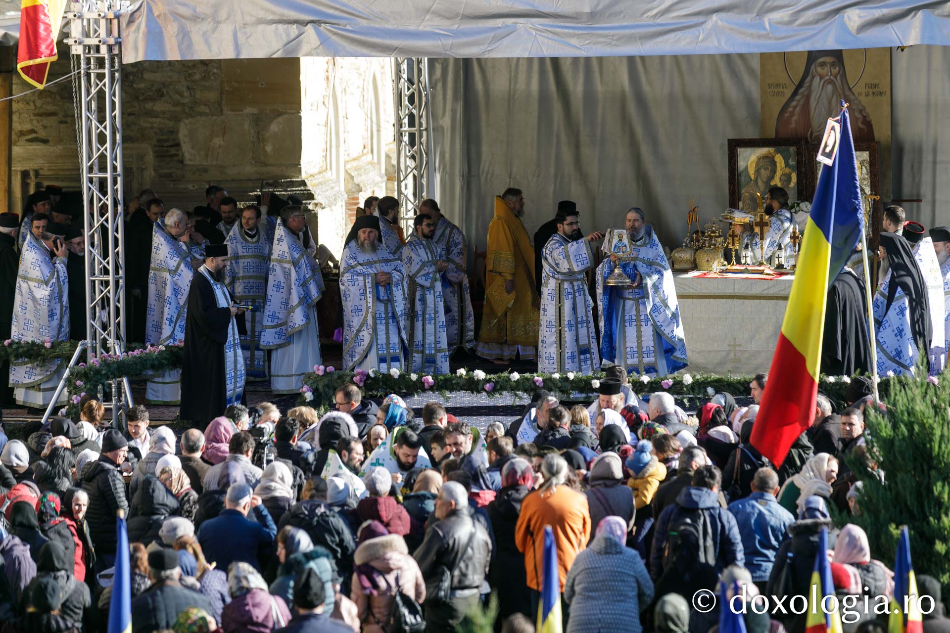 Sărbătoarea Sfântului Paisie Velicicovschi la Mănăstirea Neamț, la 300 de ani de la nașterea marelui isihast