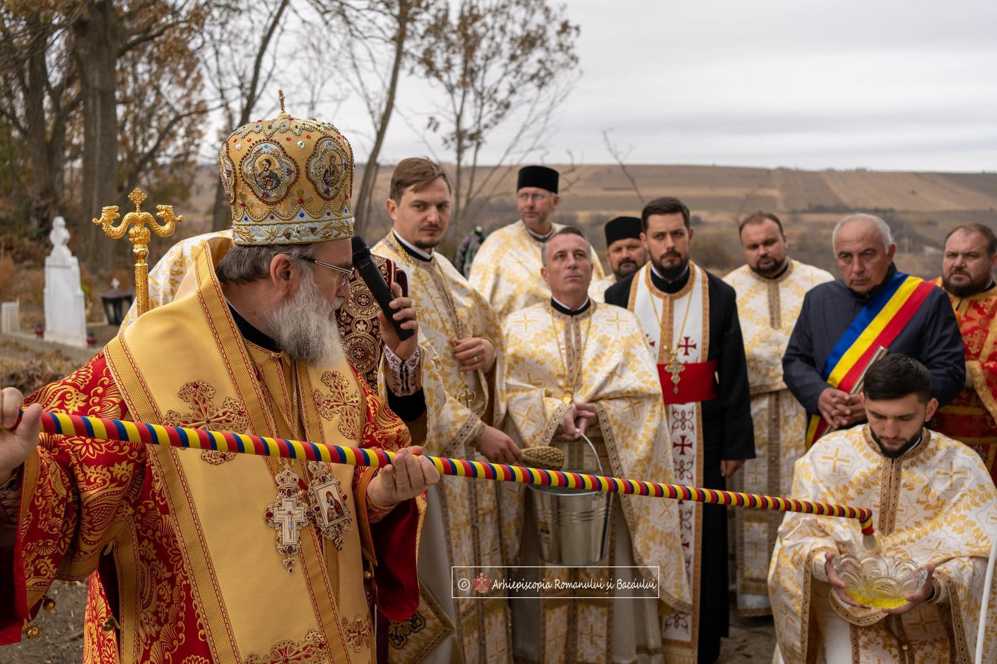 Biserica din Negulești, Protopopiatul Sascut, sfinţită de IPS Ioachim