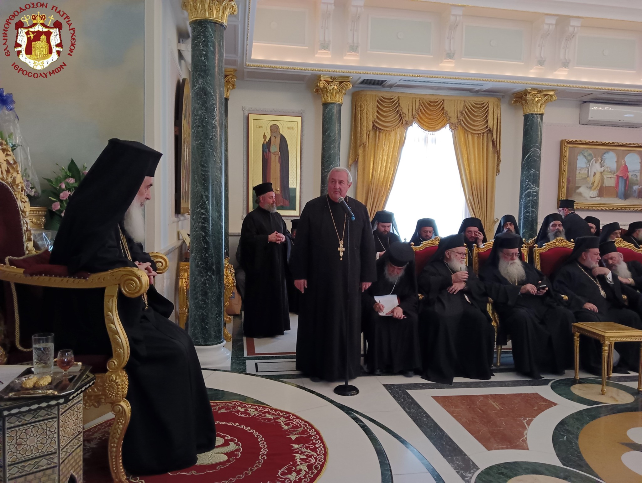 Patriarhul Ierusalimului, felicitat de Patriarhia Română la aniversarea întronizării