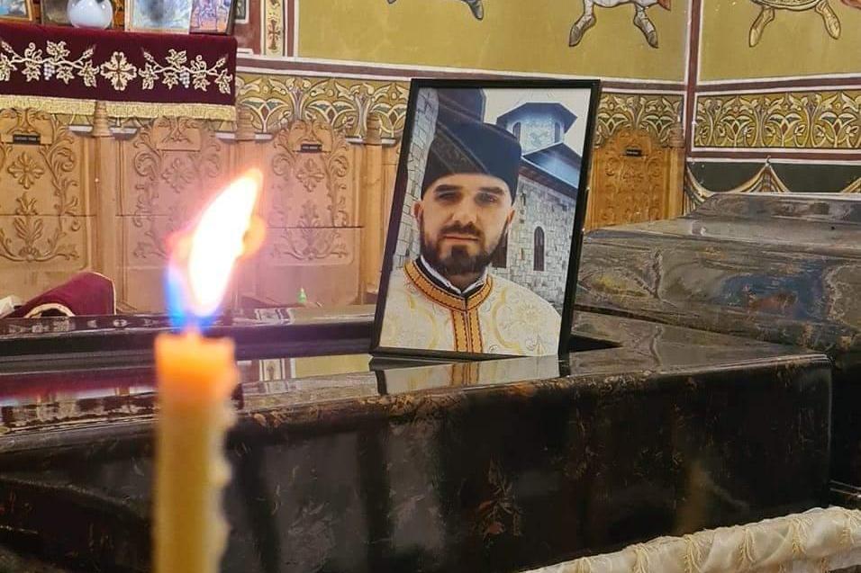 IPS Ioachim s-a rugat la căpătâiul părintelui Cristian Ioan Balaban