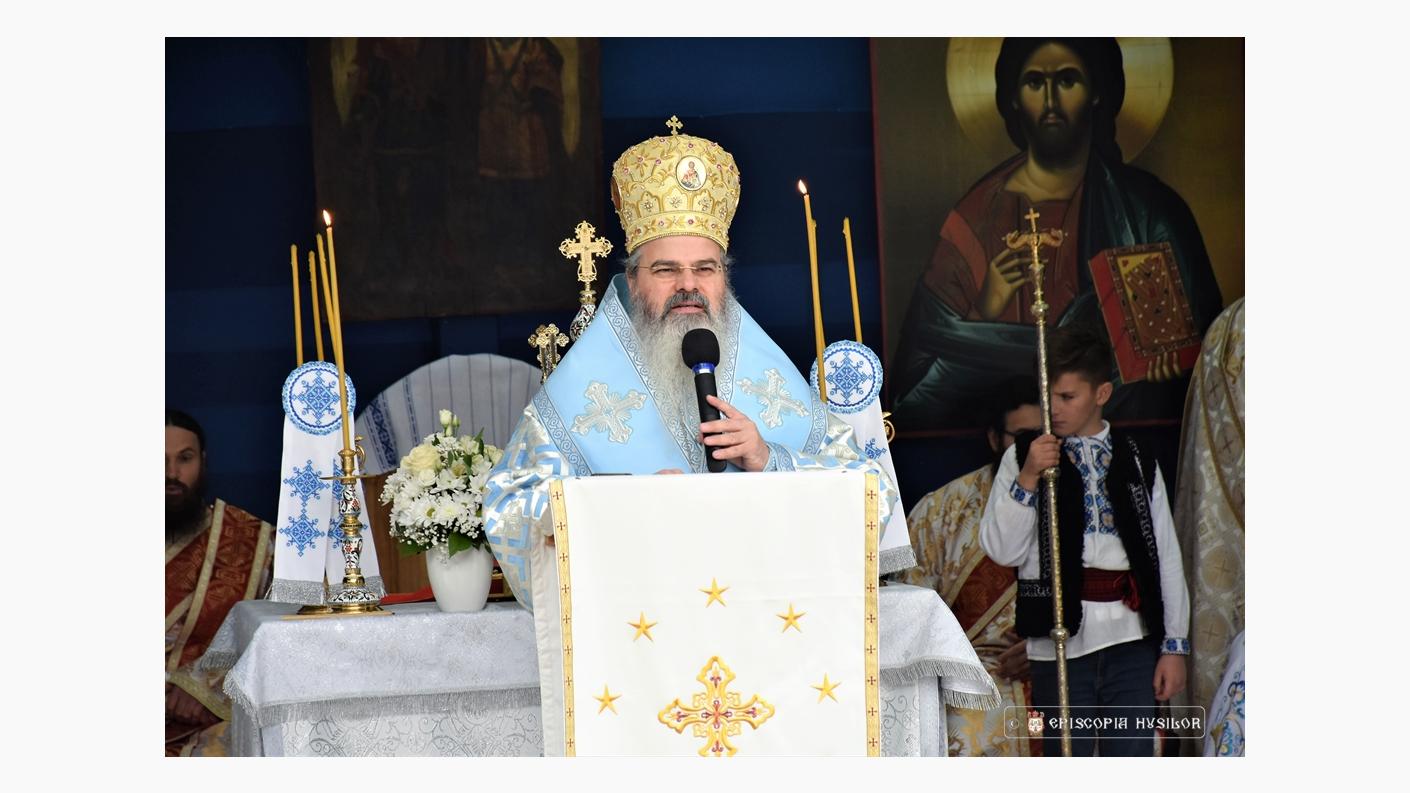 PS Ignatie: „Cu cât ne propunem să fim mai buni și să ne debarasăm de păcate, cu atât pe chipul și în sufletul nostru se amplifică strălucirea luminii dumnezeiești”