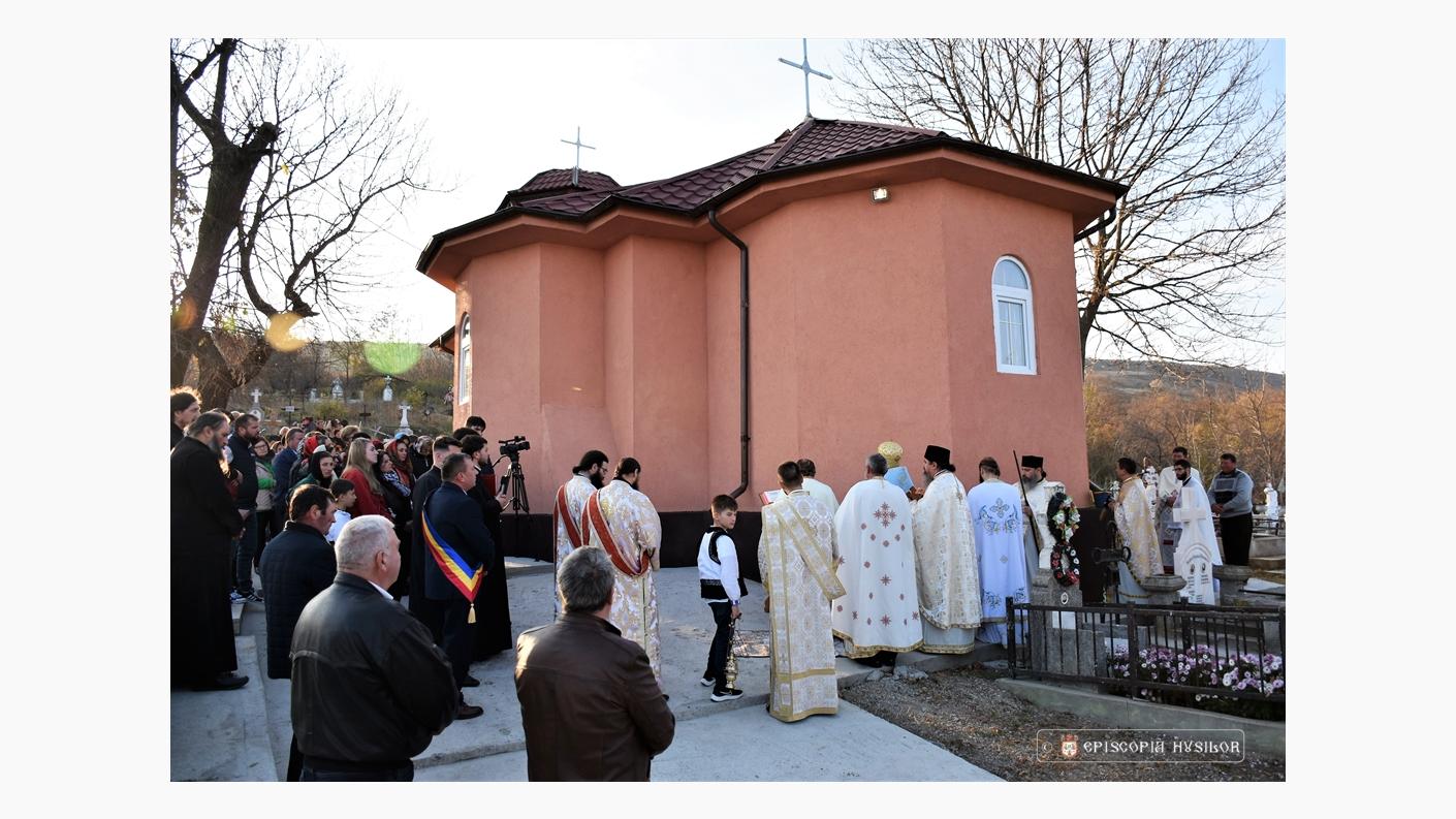 PS Ignatie: „Cu cât ne propunem să fim mai buni și să ne debarasăm de păcate, cu atât pe chipul și în sufletul nostru se amplifică strălucirea luminii dumnezeiești”