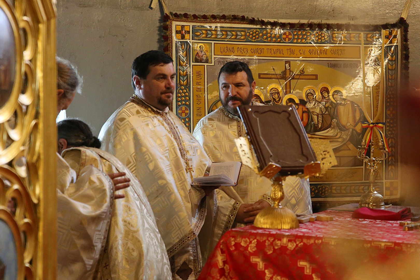 O parohie defavorizată din județul Neamț a inaugurat astăzi un centru socio-educațional