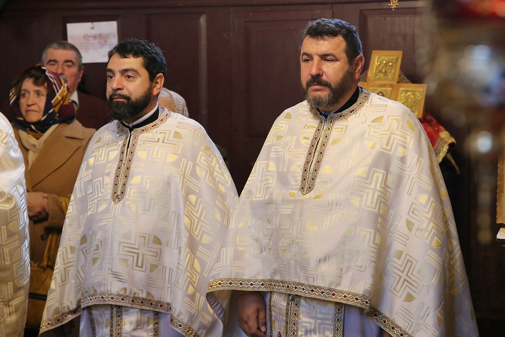 O parohie defavorizată din județul Neamț a inaugurat astăzi un centru socio-educațional