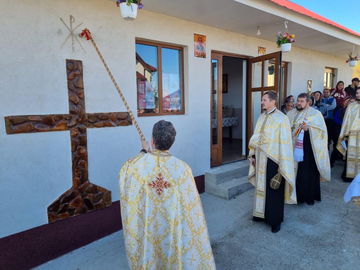 Ansamblul Parohiei Rădoaia, Protoieria Sascut, a fost sfinţit Ansamblul Parohiei Rădoaia, Protoieria Sascut, a fost sfinţit