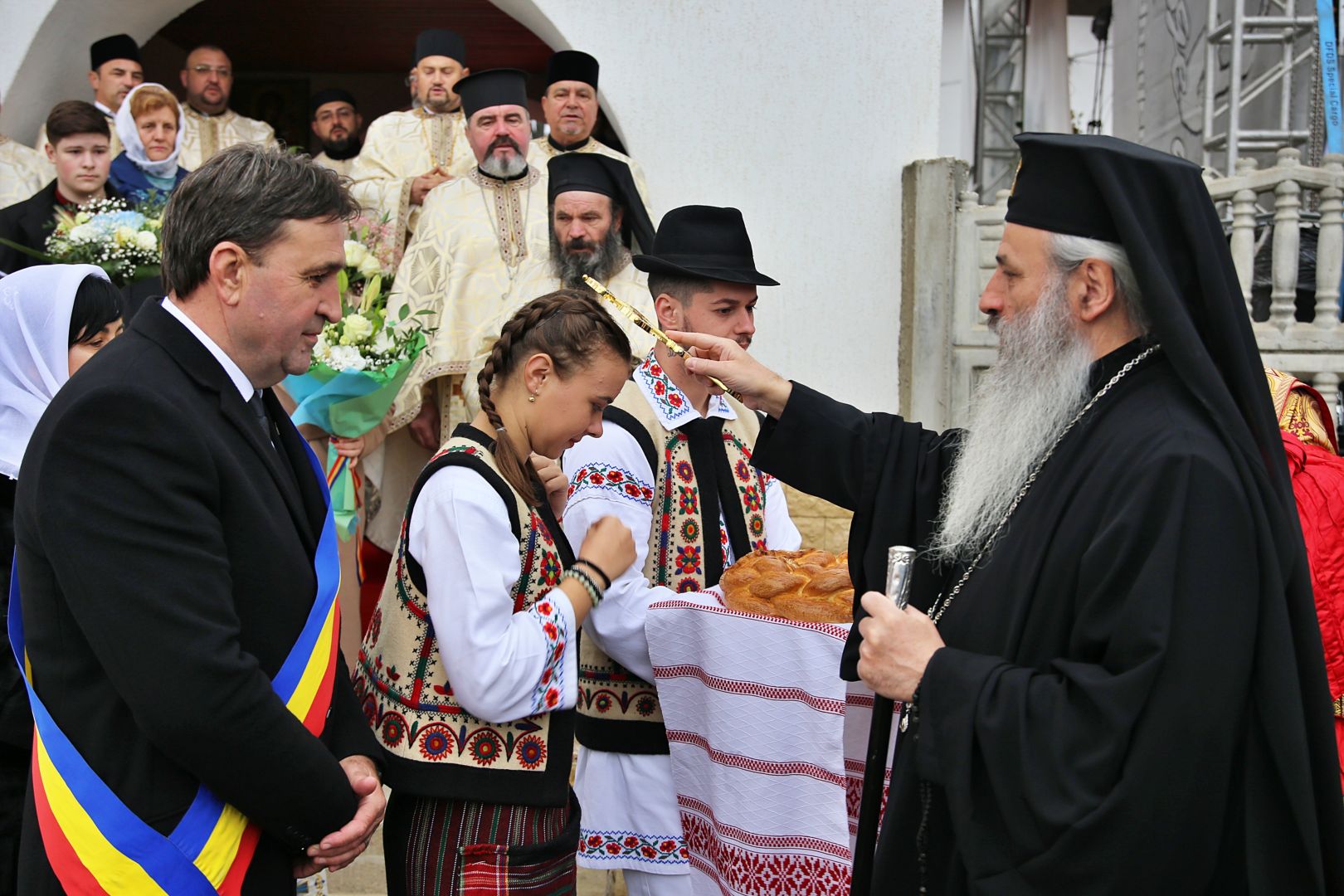 Biserica din Poiana-Deleni a fost resfințită de Mitropolitul Moldovei și Bucovinei