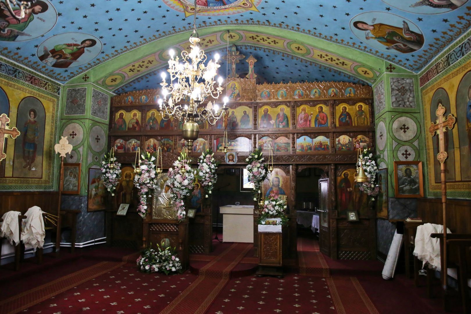 Biserica din Poiana-Deleni a fost resfințită de Mitropolitul Moldovei și Bucovinei