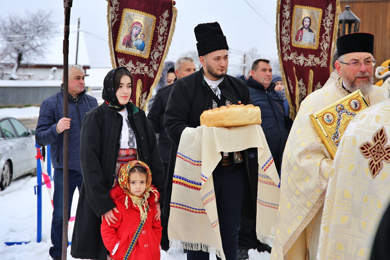 Mitropolitul Moldovei și Bucovinei a sfințit paraclisul Bisericii „Sfinții Trei Ierarhi” din Humulești