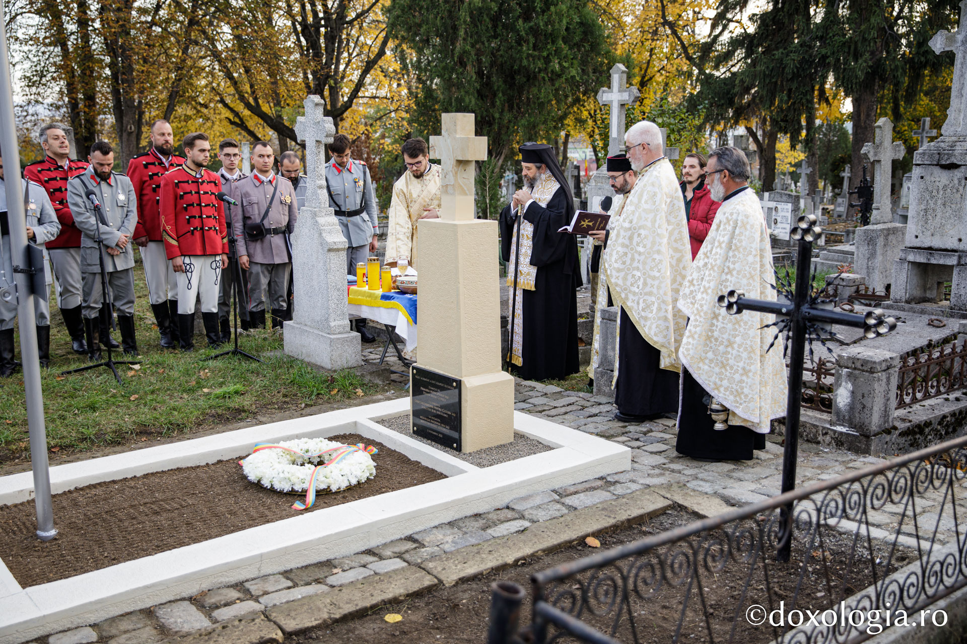 Mormântul arhitectului Mitropoliei Moldovei și Bucovinei, George M. Cantacuzino, a fost sfințit astăzi la Eternitatea