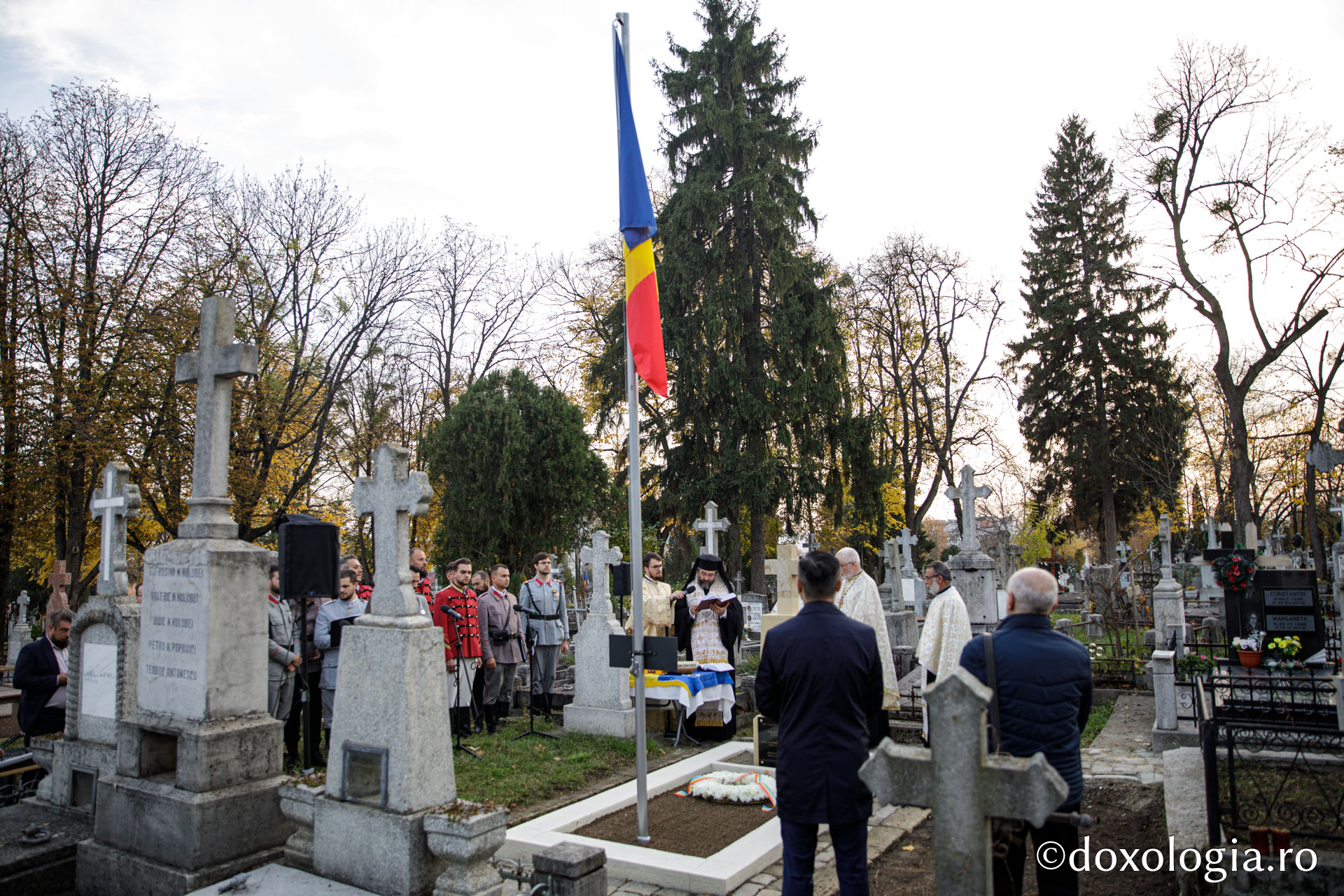 Mormântul arhitectului Mitropoliei Moldovei și Bucovinei, George M. Cantacuzino, a fost sfințit astăzi la Eternitatea